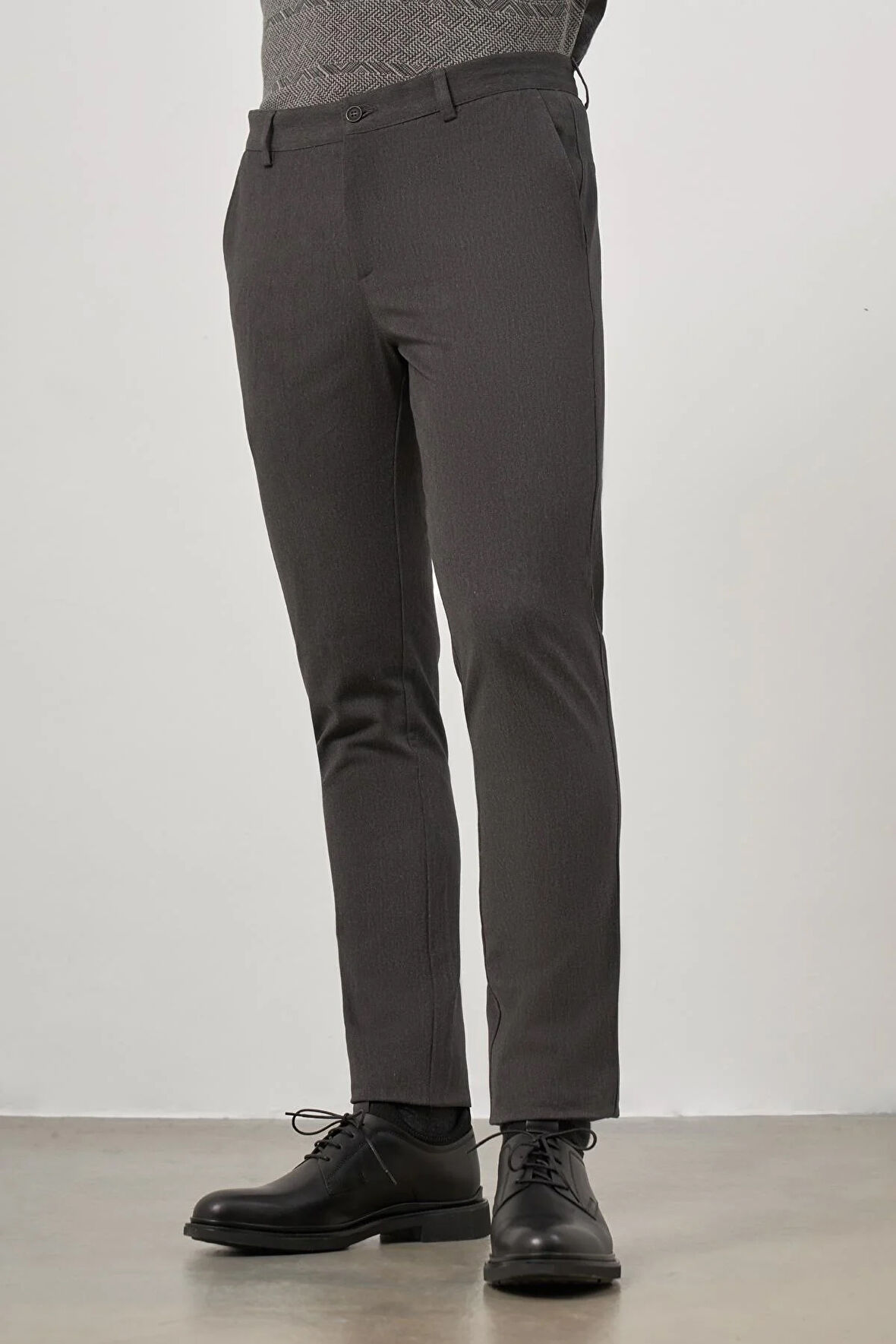 Koyu Antrasit Düz Gabardin Slim Fit Casual Pantolon 1003245102