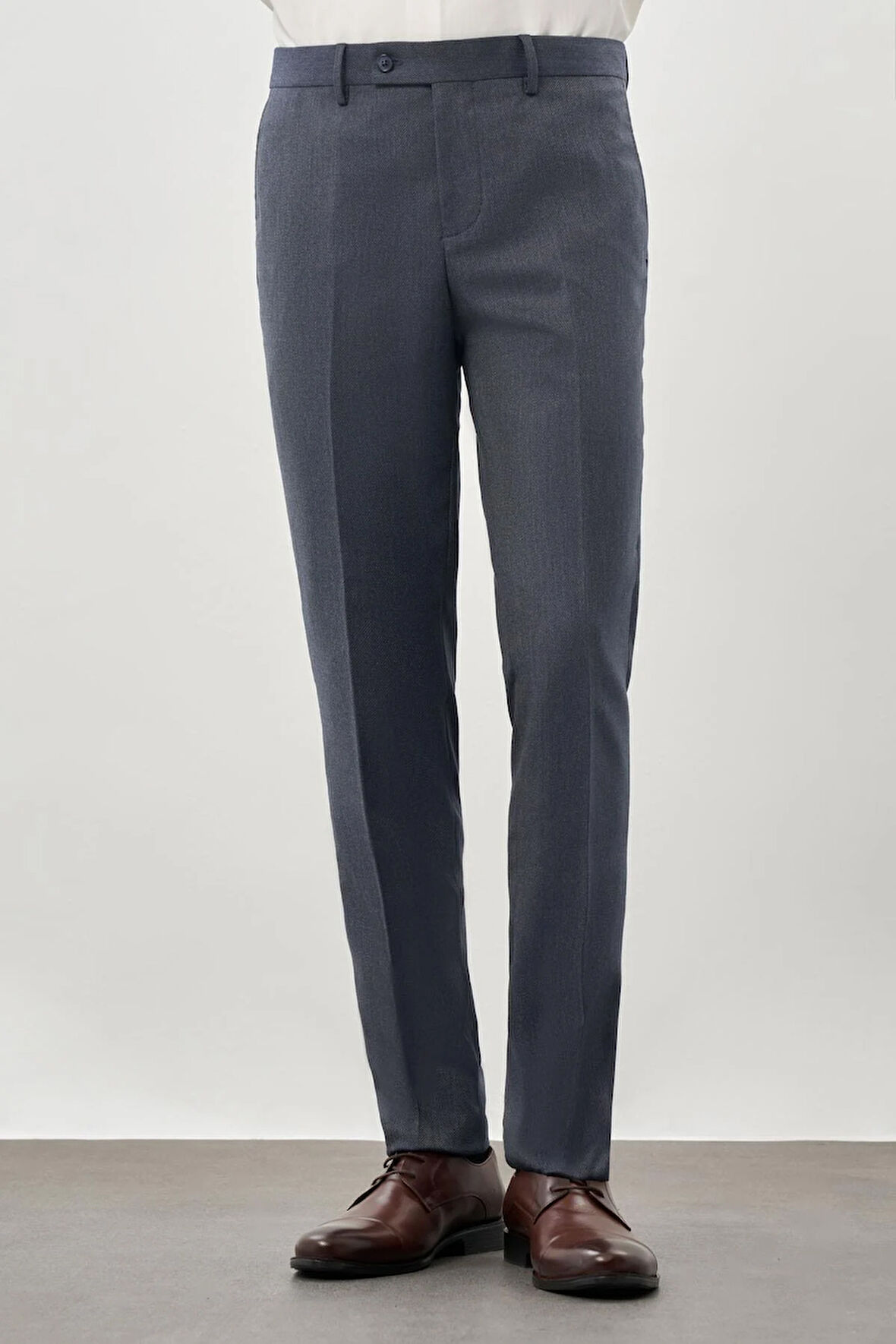 Lacivert Düz Gabardin Esnek Yan Cep Slim Fit Classic Pantolon 1003245209_204