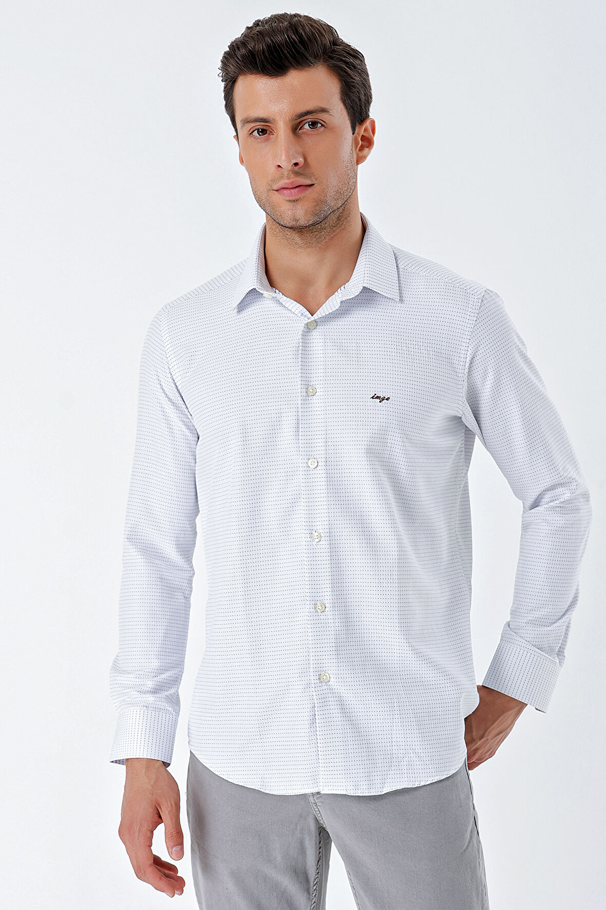 Beyaz Uzun Kollu Desenli Armürlü Sert Yaka Cepsiz Pamuklu Klasik Slim Fit Gömlek 1004230203