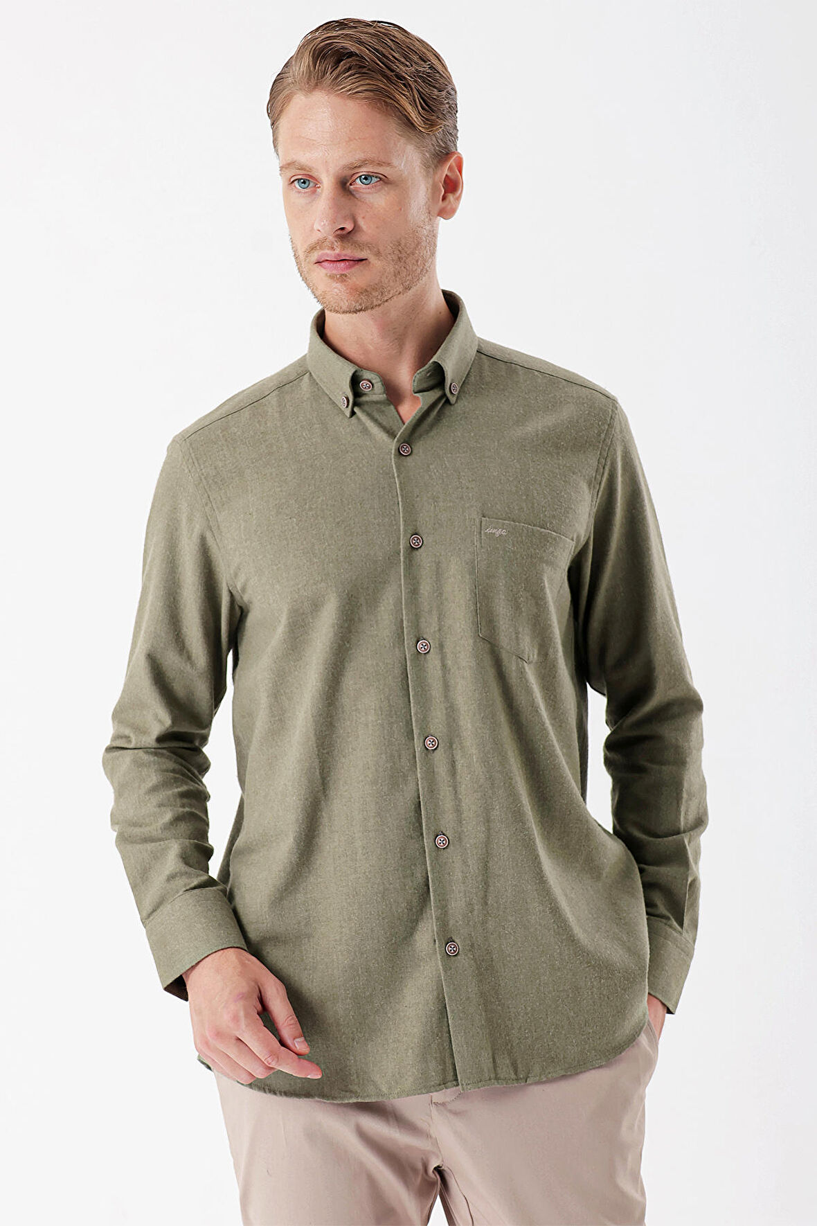 Koyu Haki Uzun Kollu Gabardin Sert Yaka Cepli Casual Comfort Fit Rahat Kesim Gömlek 1004235108