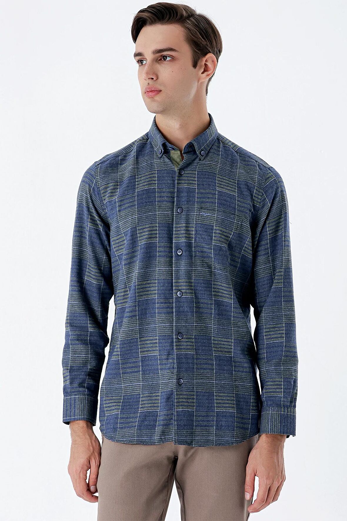 Koyu Haki Uzun Kollu Kareli  Düğmeli Yaka Cepli Garnili Pamuklu Klasik Comfort Fit Gömlek 1004235141