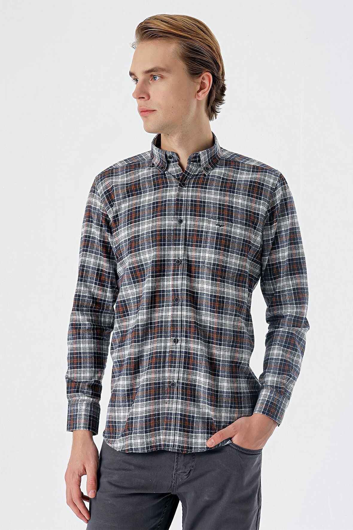 Mavi Uzun Kollu Ekoseli Bez Ayağı Düğmeli Yaka Cepli Pamuklu Comfort Fit Gömlek 1004235173