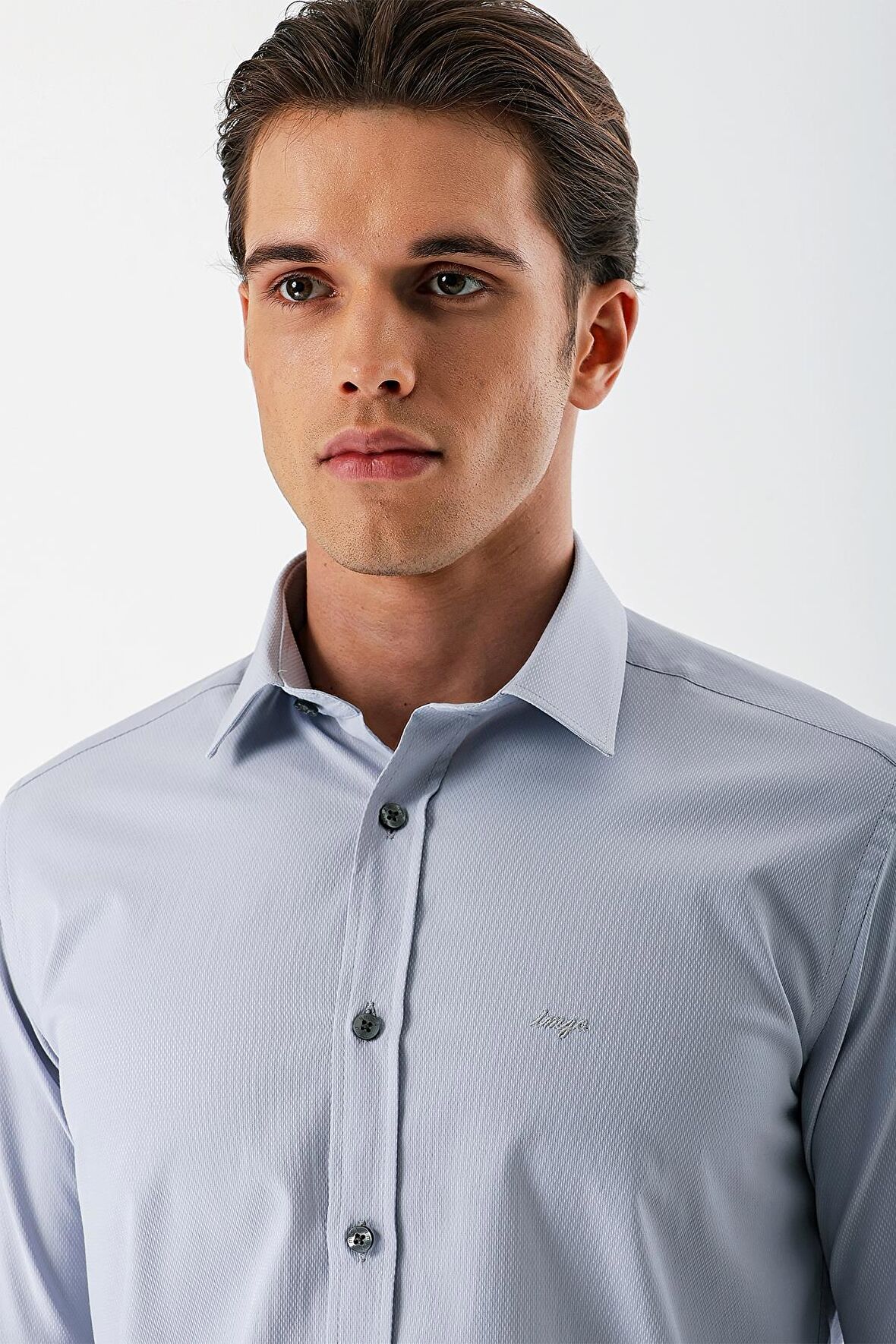 Gri Uzun Kollu Armürlü Cepsiz Pamuklu Likralı Slim Fit Dar Kesim Gömlek 1004240193