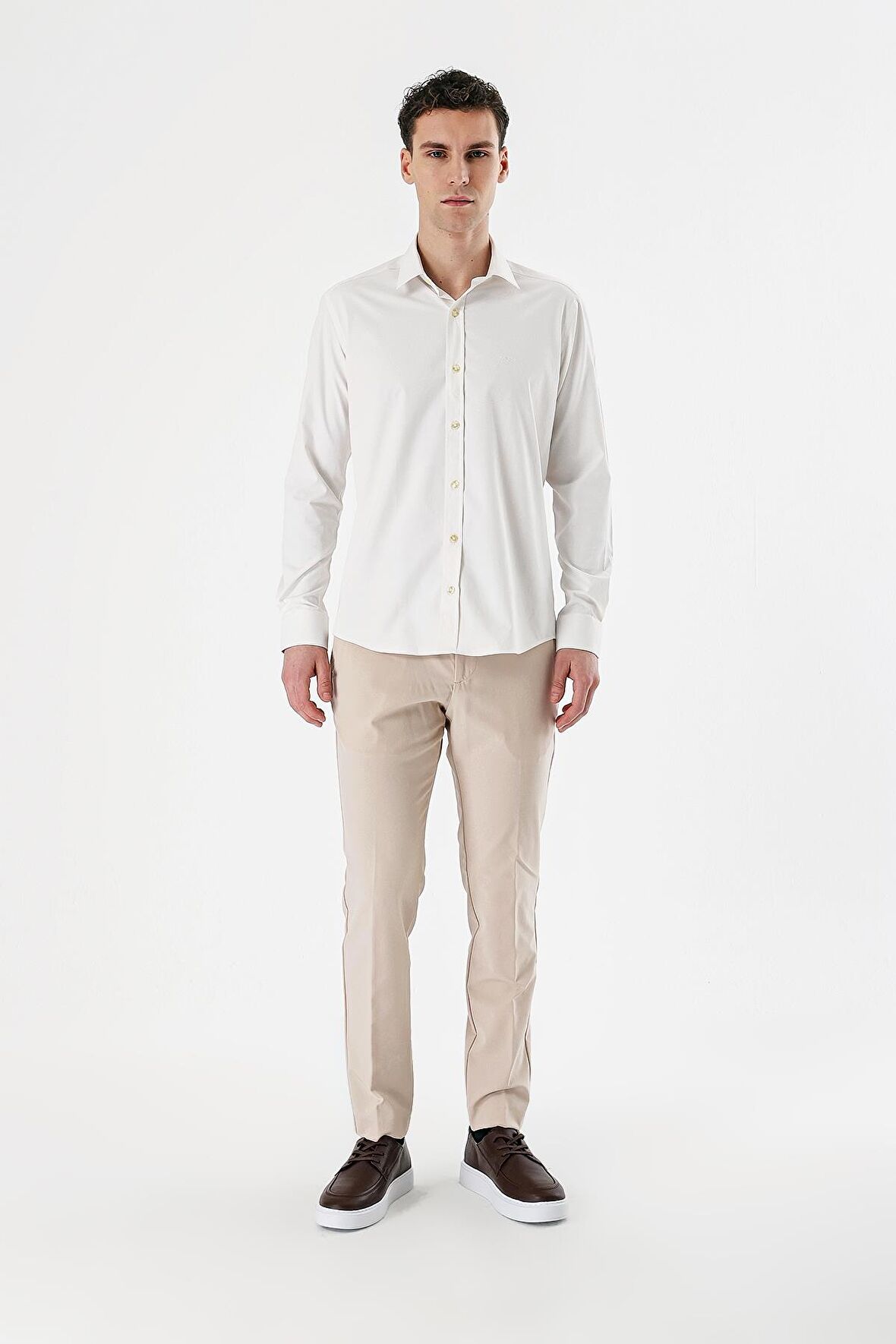 Açık Krem Uzun Kollu Armürlü Cepsiz Pamuklu Likralı Slim Fit Dar Kesim Gömlek 1004240193