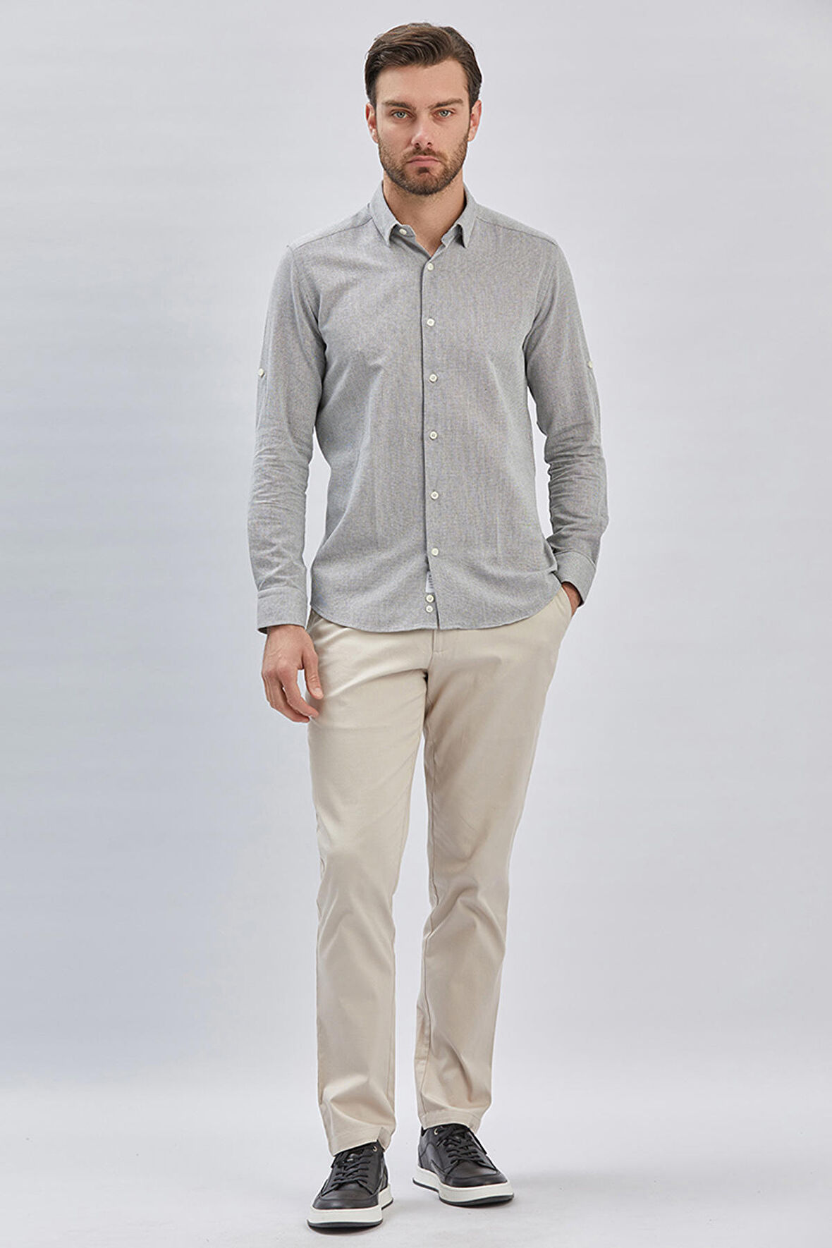 Gri Kısalabilir Kollu Armürlü Biritli Yaka Pamuklu Casual Slim Fit Dar Kesim Gömlek 1004240202
