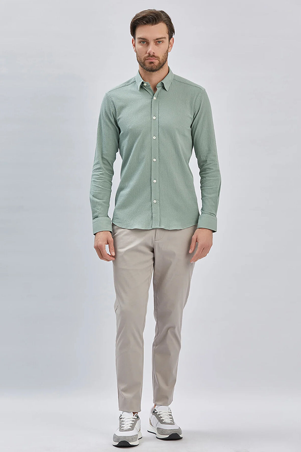 Açık Yeşil Uzun Kollu Biritli Yaka Biyeli Pamuklu Likralı Casual Slim Fit Dar Kesim Gömlek 1004240232