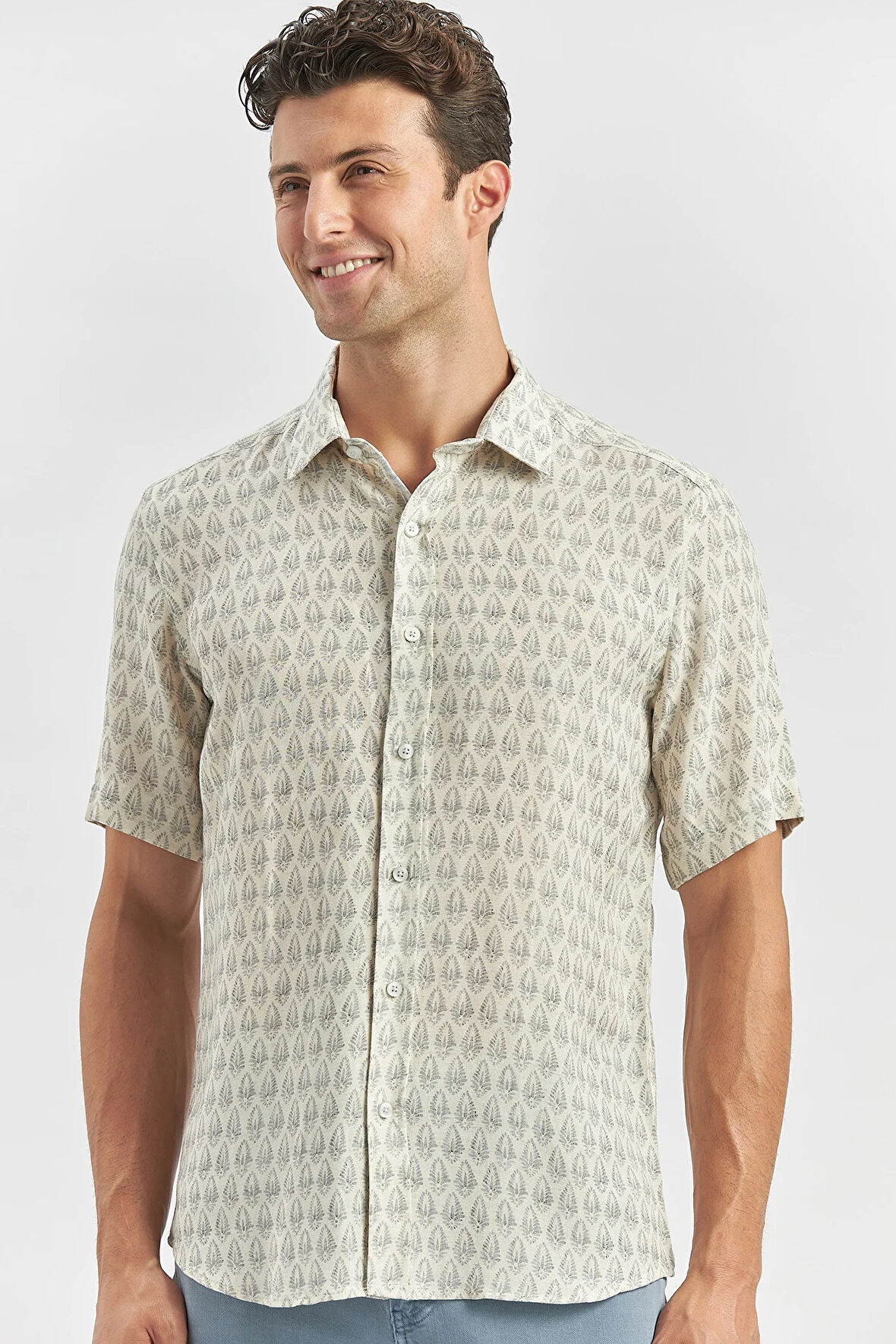 Koyu Lacivert Kısa Kollu Baskılı Düğmeli Yaka Keten Casual Slim Fit Dar Kesim Gömlek 1004240241