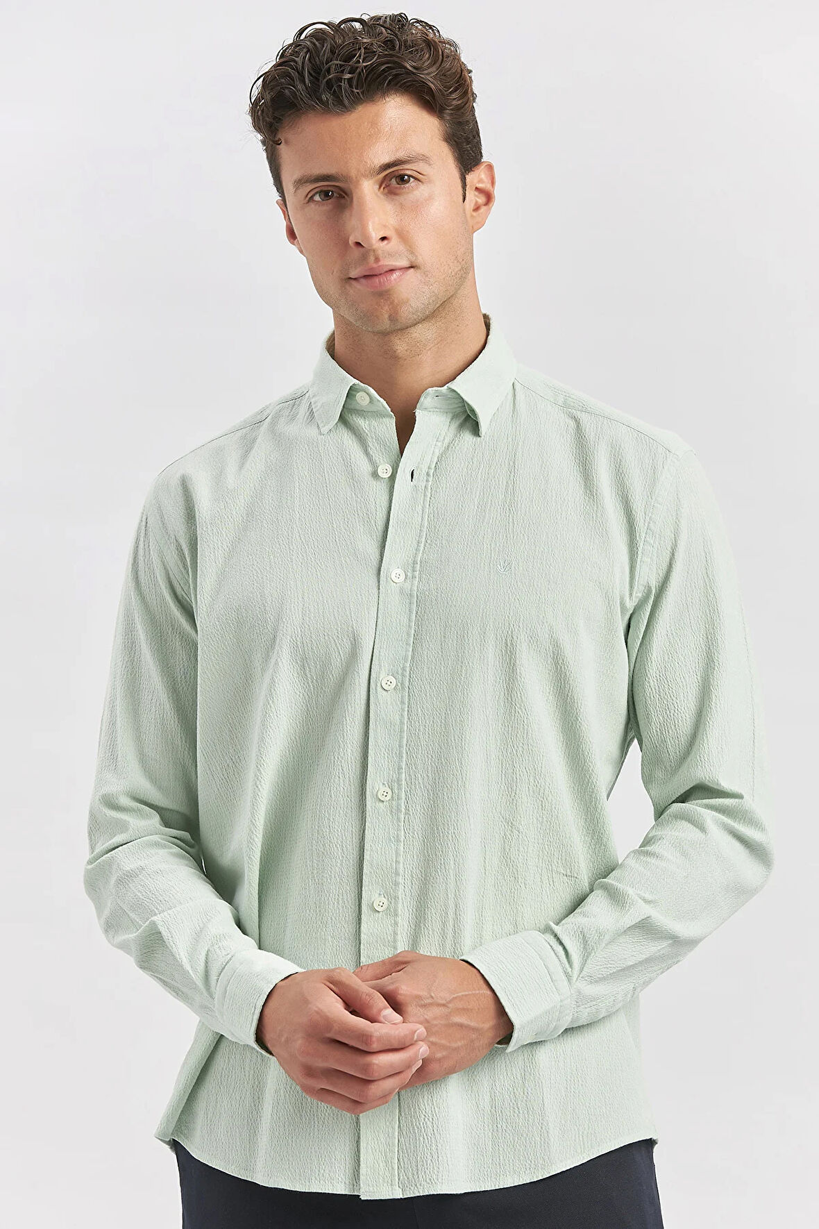 Açık Turkuaz Uzun Kollu Gofreli Biyeli %100 Pamuk Casual Slim Fit Dar Kesim Gömlek 1004240247