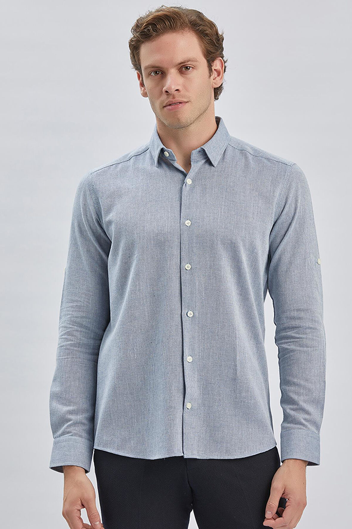 Koyu Mavi Uzun Kol Kendinden Desenli Armürlü Yarım İtalyan Yaka Classic Slim Fit Gömlek 1004240250