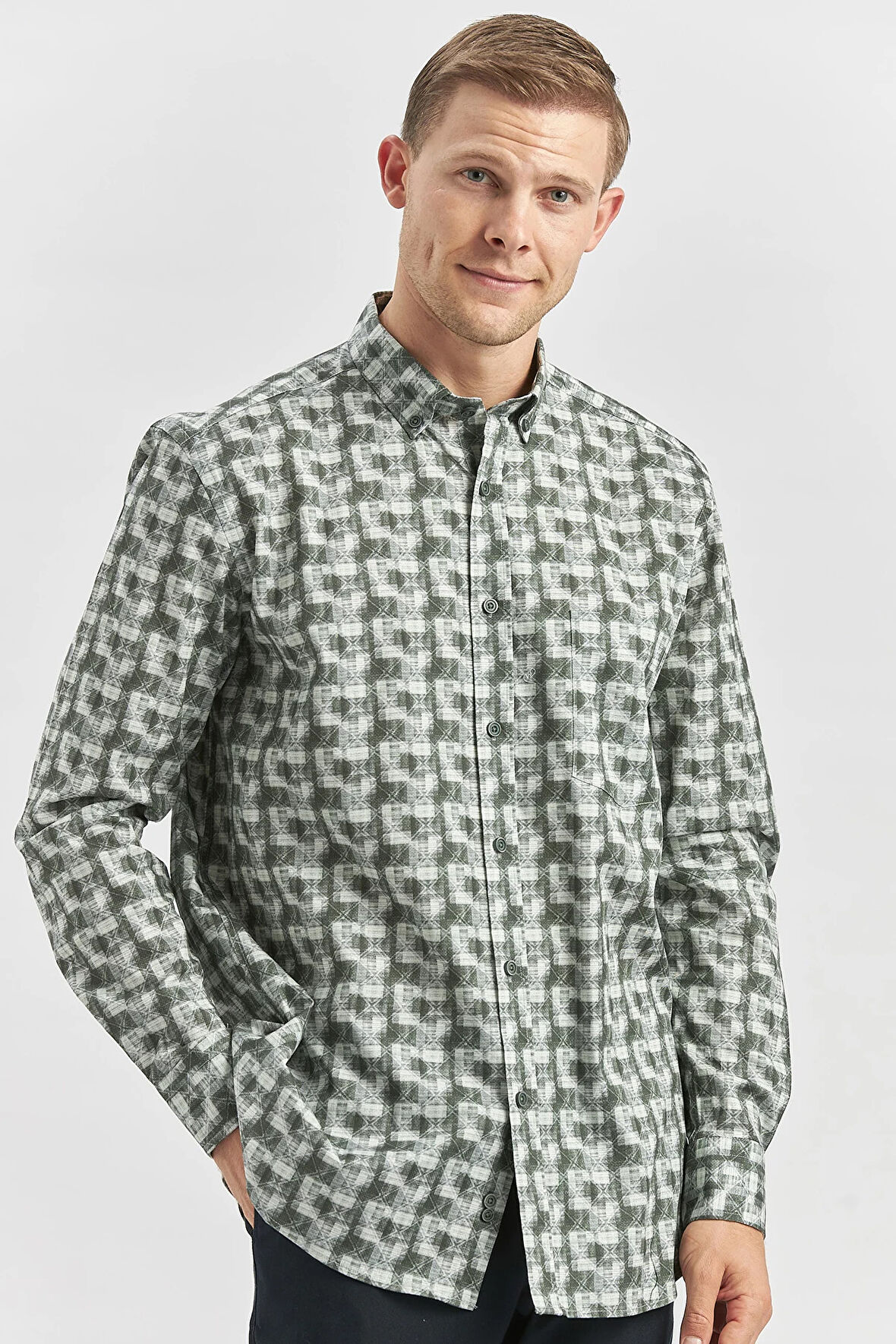 Koyu Yeşil Uzun Kol Kendinden Desenli BASKILI Perfectto Düğmeli Yaka Classic Comfort Fit Gömlek 1004240251