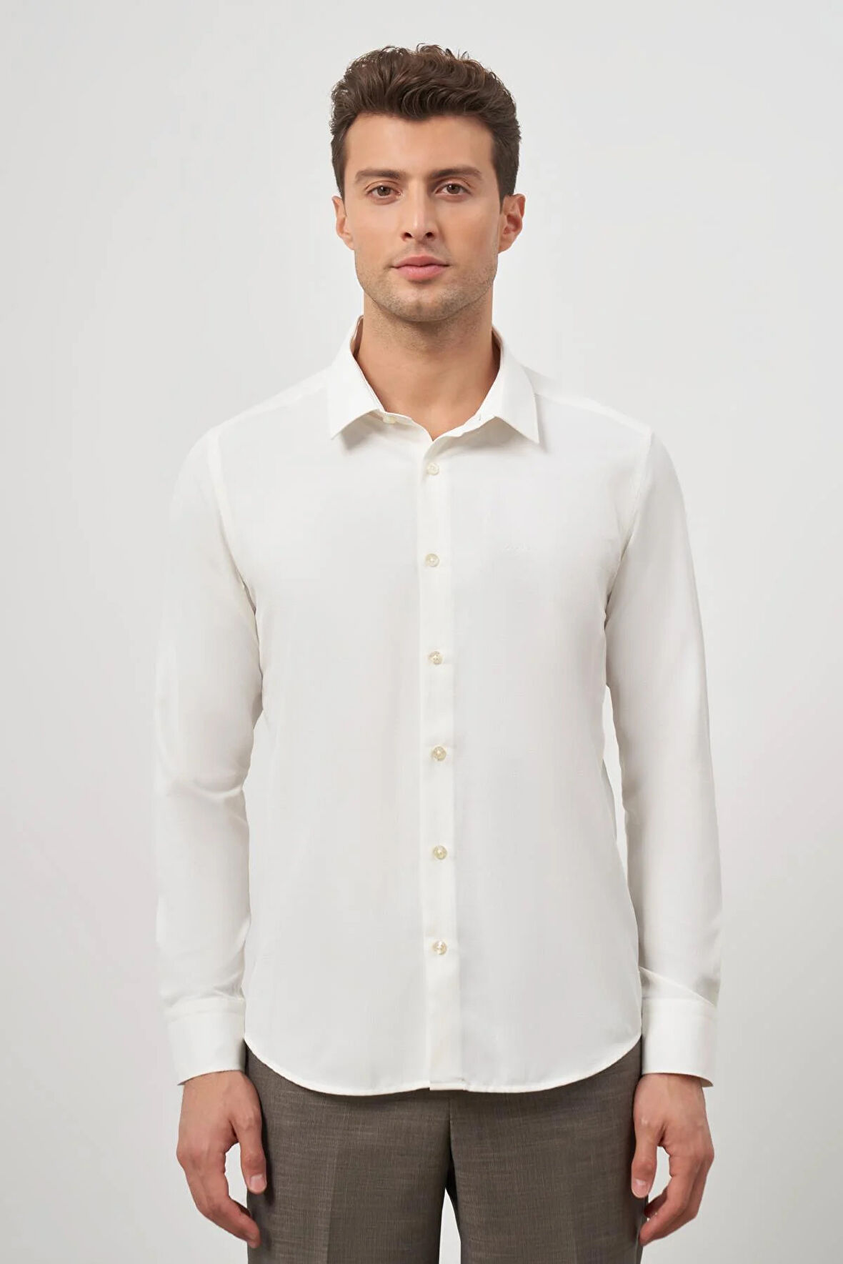 Açık Krem Uzun Kol Kendinden Desenli Armürlü 041 Sert Yaka Classic Comfort Fit Gömlek 1004245154