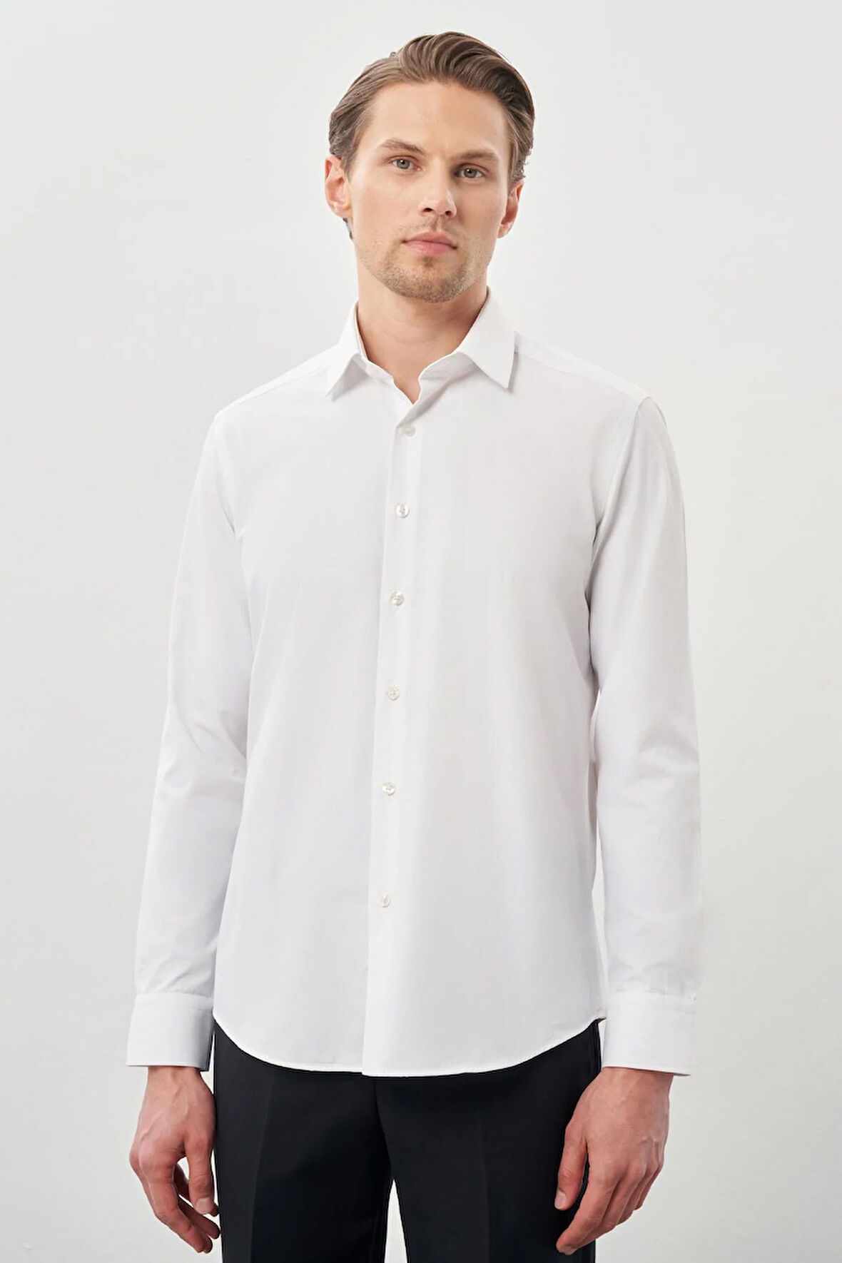 Beyaz Uzun Kol Kendinden Desenli Armürlü Sert Yaka Cepsiz Pamuklu Classic Slim Fit Gömlek 1004245226_600