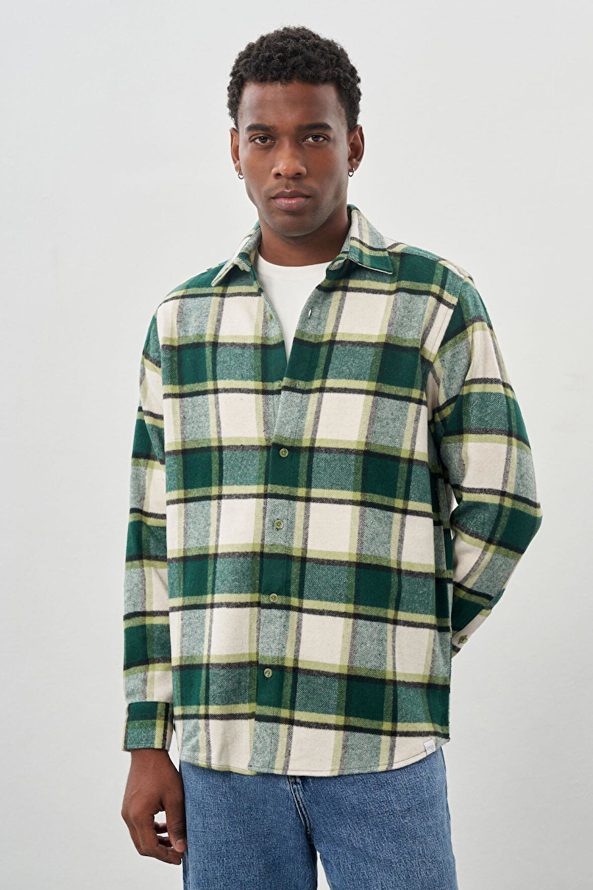 Koyu Lacivert Yünlü Ekose Desen Yumuşak Yaka Cepsiz Uzun Kol Casual Comfort Fit Gömlek 1004245227