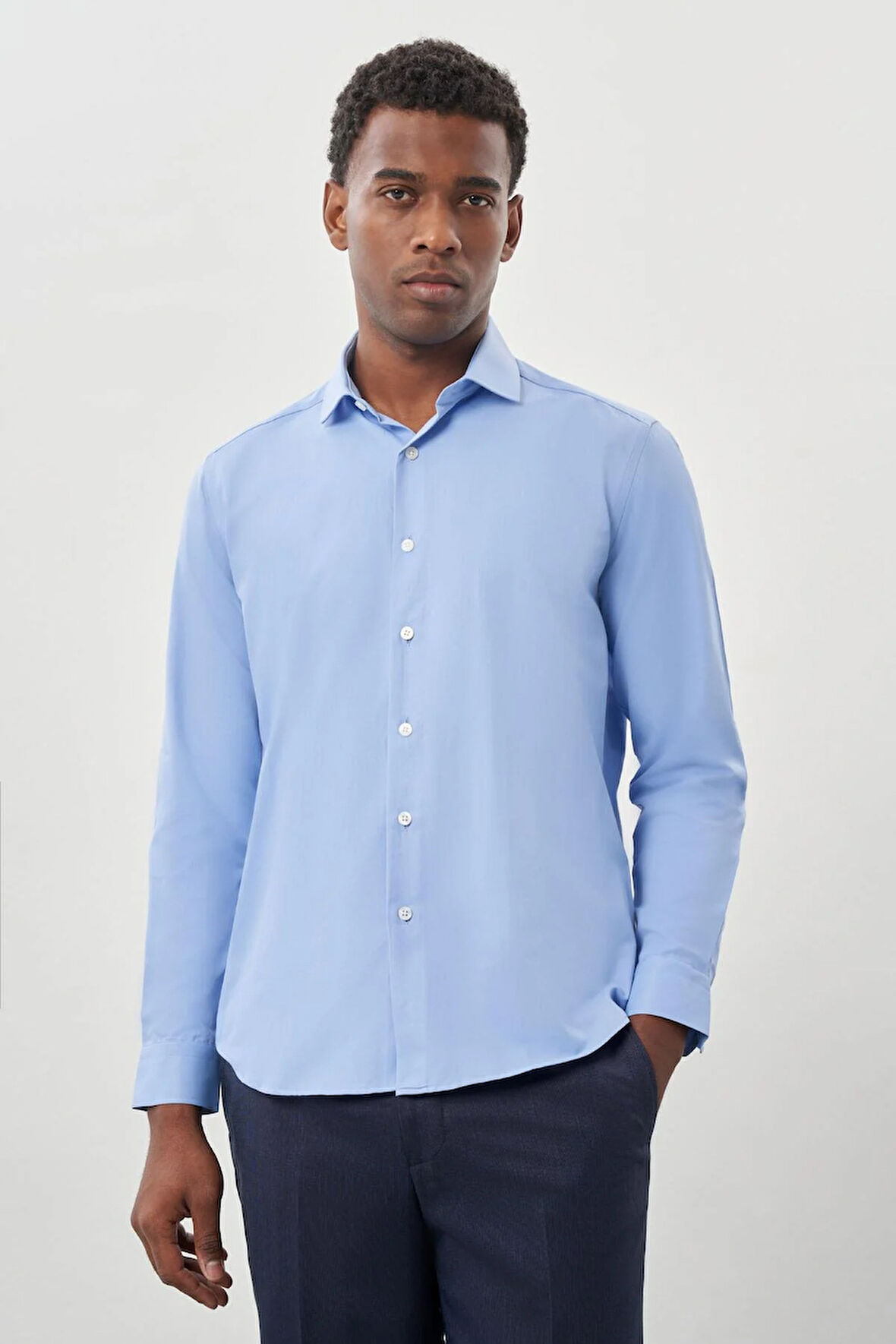 Mavi Uzun Kol Düz Bez Ayağı Yarım İtalyan Yaka Cepsiz Pamuklu Classic Slim Fit Gömlek 1004245268