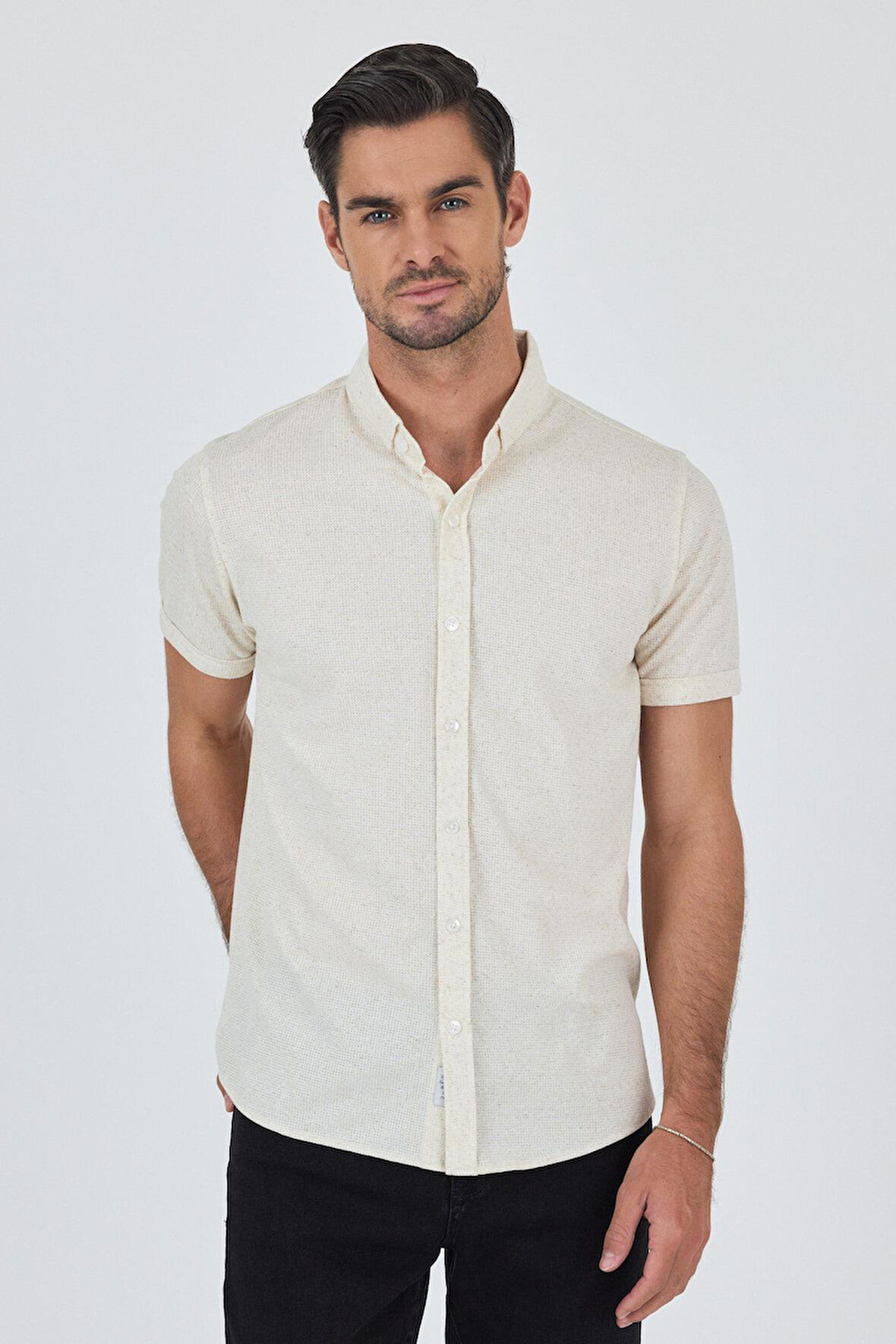 Ekru Kısa Kol Düz Örme Düğmeli Yaka Cepsiz Pamuklu Classic Slim Fit Gömlek 1004250155_609