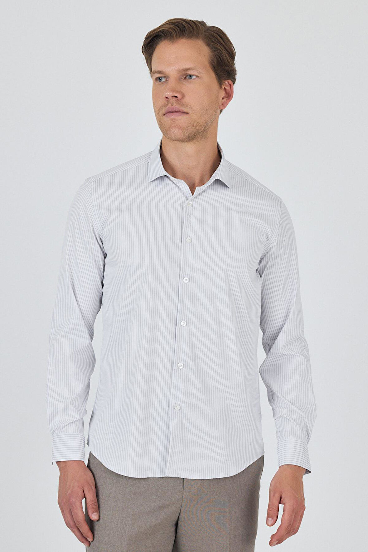 Uzun Kol Çizgili Desen Bez Ayağı İtalyan Yaka Cepsiz Esnek Classic Slim Fit Gömlek 1004250202