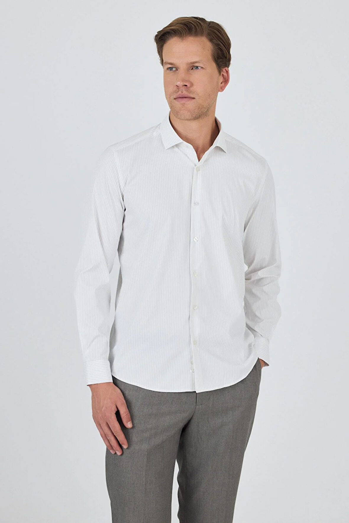 Uzun Kol Çizgili Desen Bez Ayağı İtalyan Yaka Cepsiz Esnek Classic Slim Fit Gömlek 1004250202