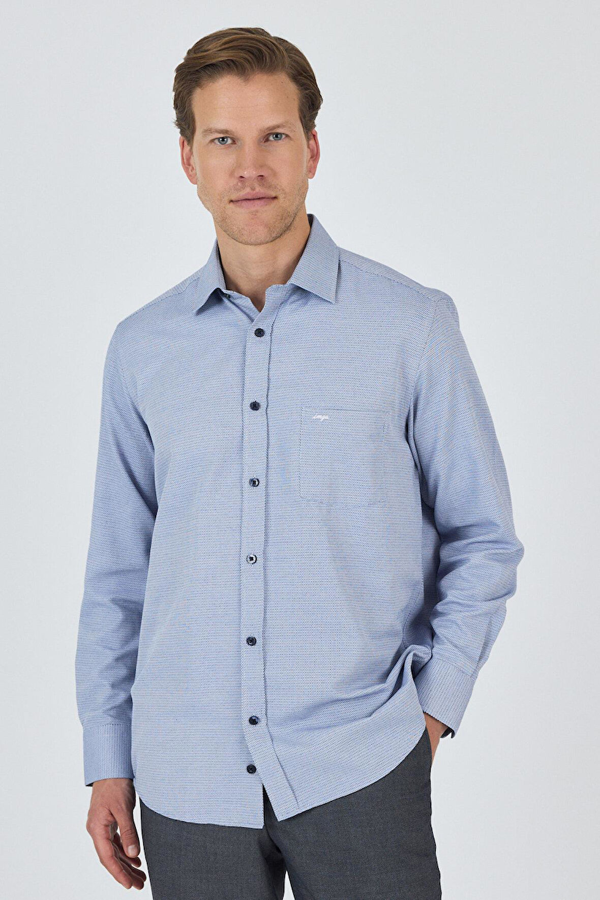 Koyu Lacivert Sert Yaka Kendinden Desenli Classic Pamuklu Comfort Fit Gömlek 1004250219