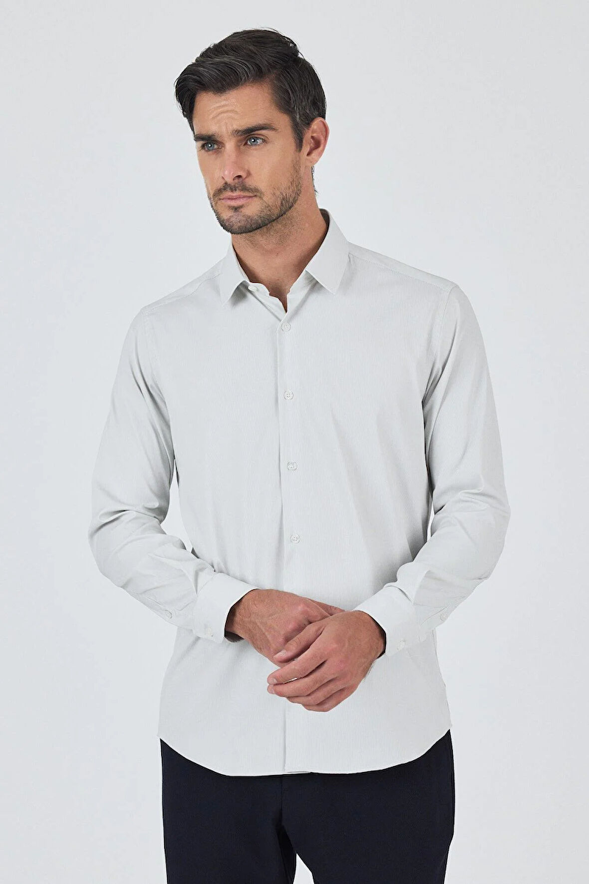 Beyaz Sert Yaka Cepsiz Gabardin Uzun Kol Slim Fit Esnek Gömlek 1004250229