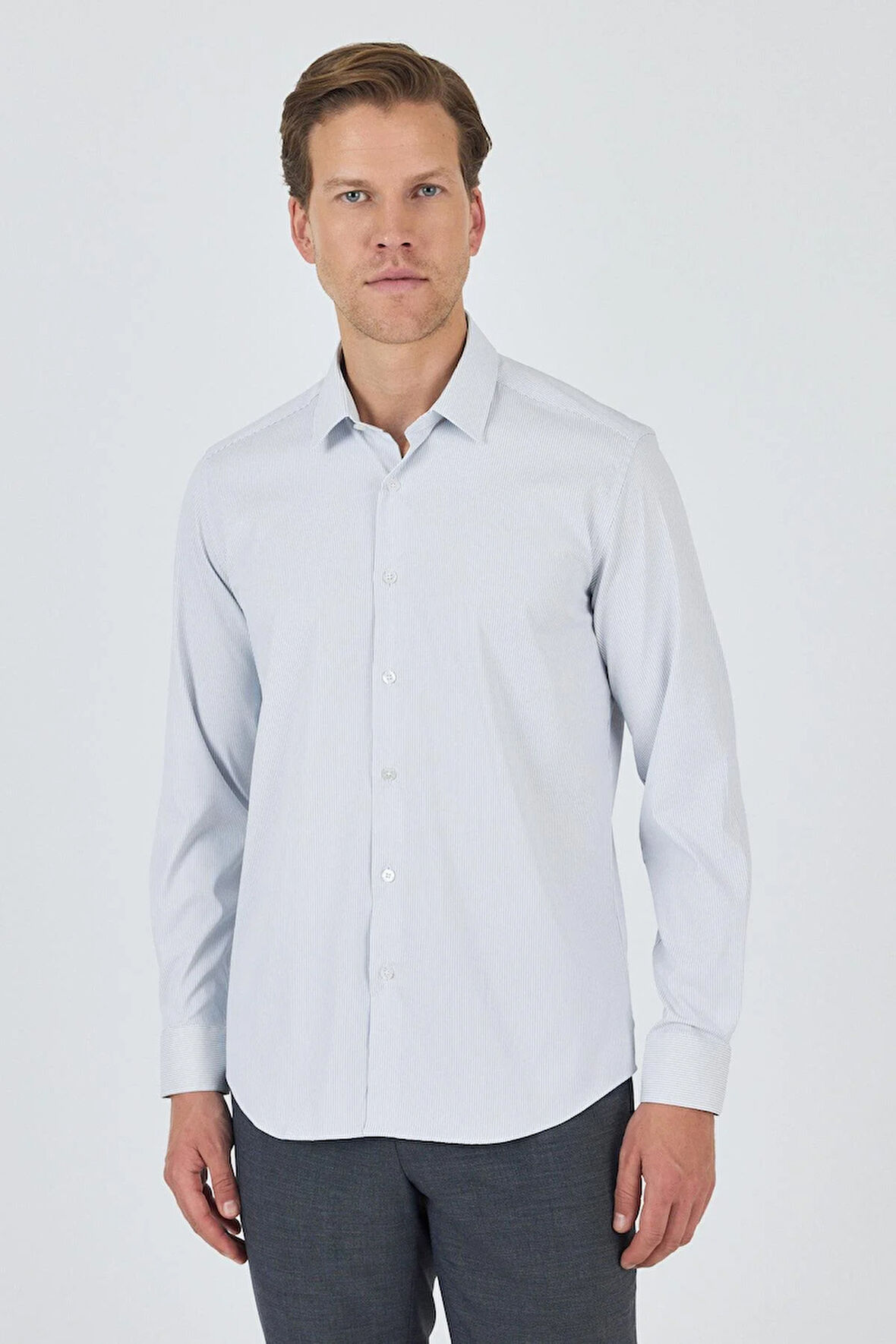 Beyaz Sert Yaka Cepsiz Gabardin Uzun Kol Slim Fit Esnek Gömlek 1004250231