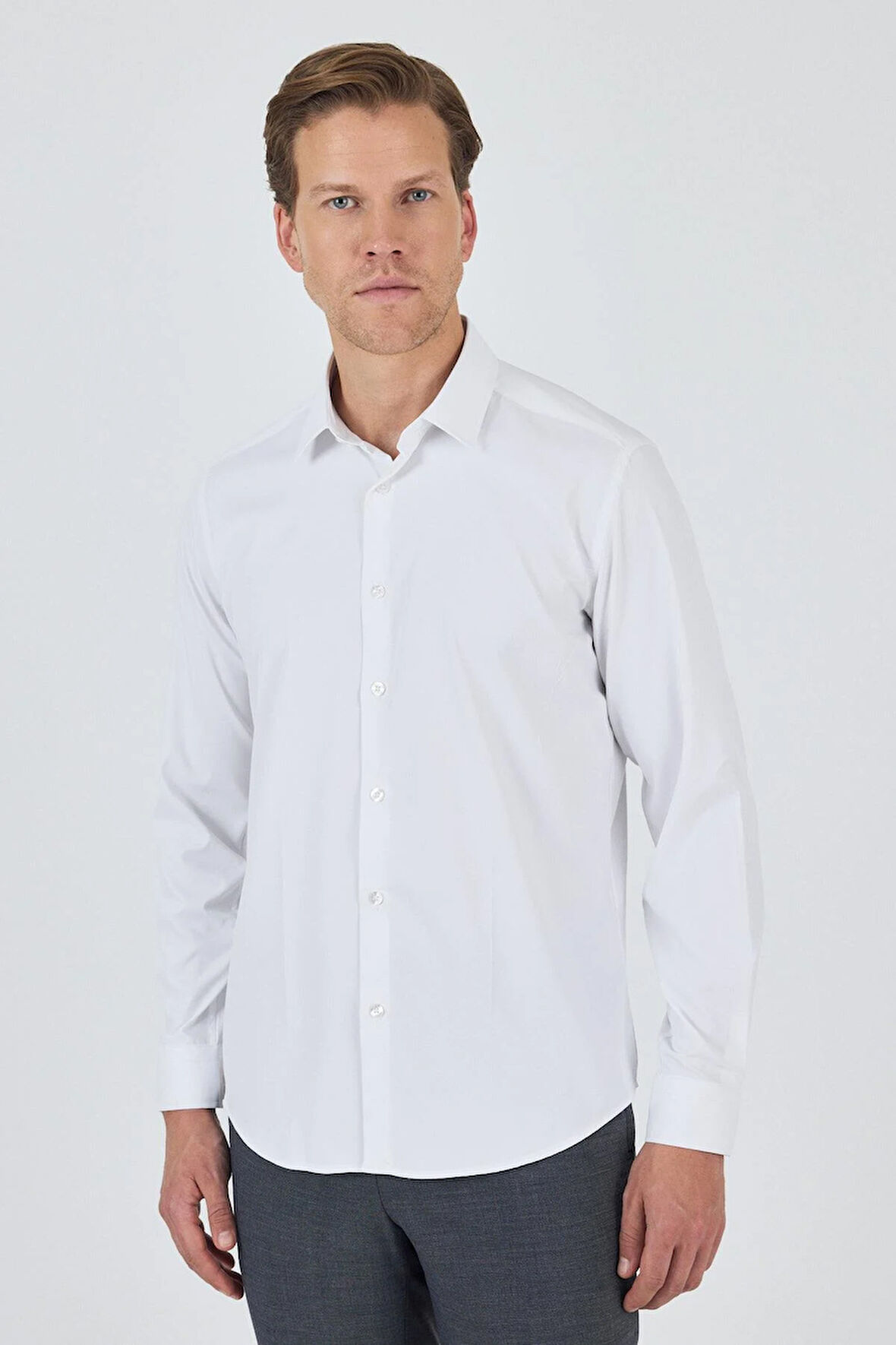 Beyaz Sert Yaka Cepsiz Gabardin Uzun Kol Slim Fit Esnek Gömlek 1004250234