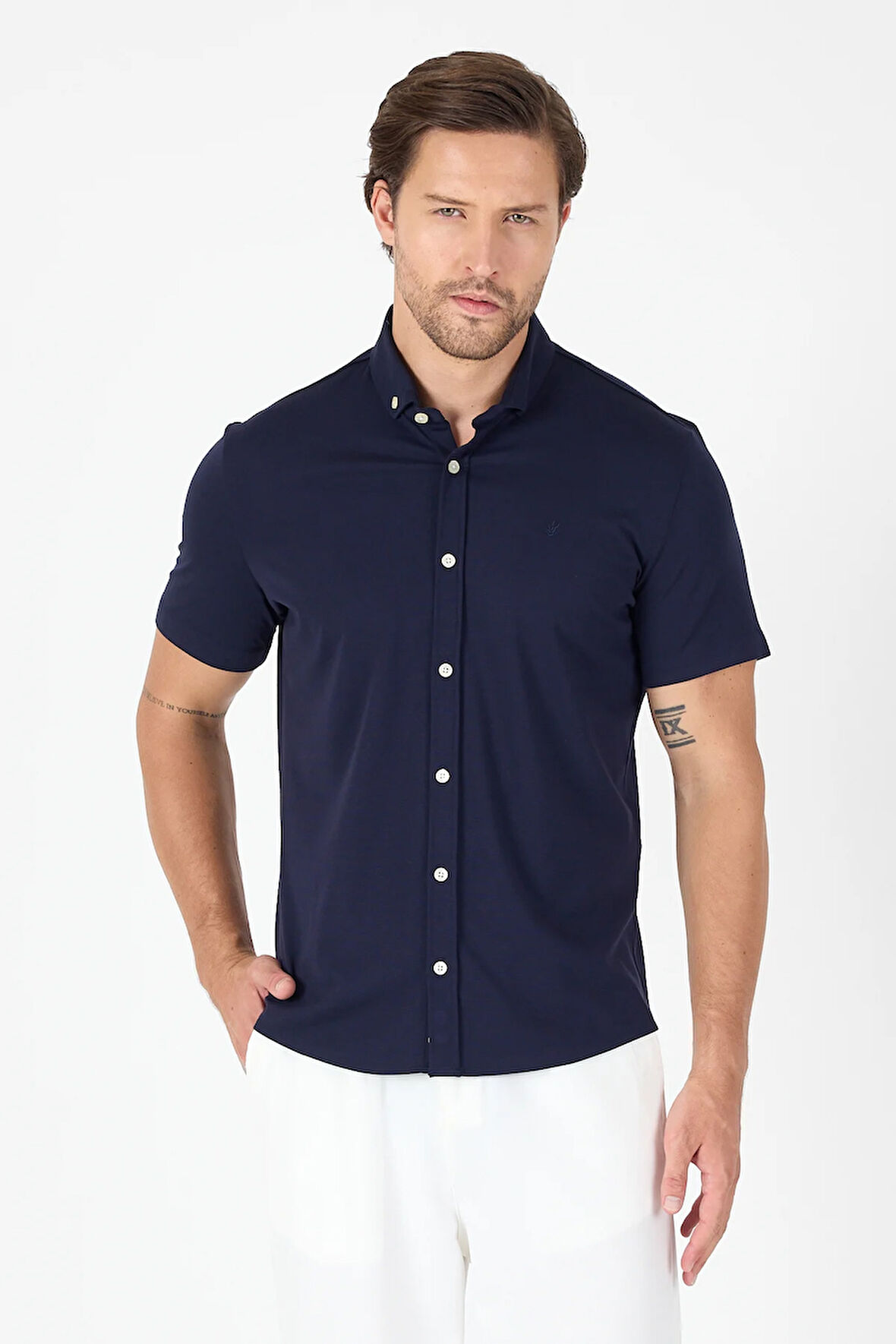 Koyu Lacivert Kısa Kol Düğmeli Yaka Cepsiz Performans Ürün Slim Fit  Gömlek 1004250256