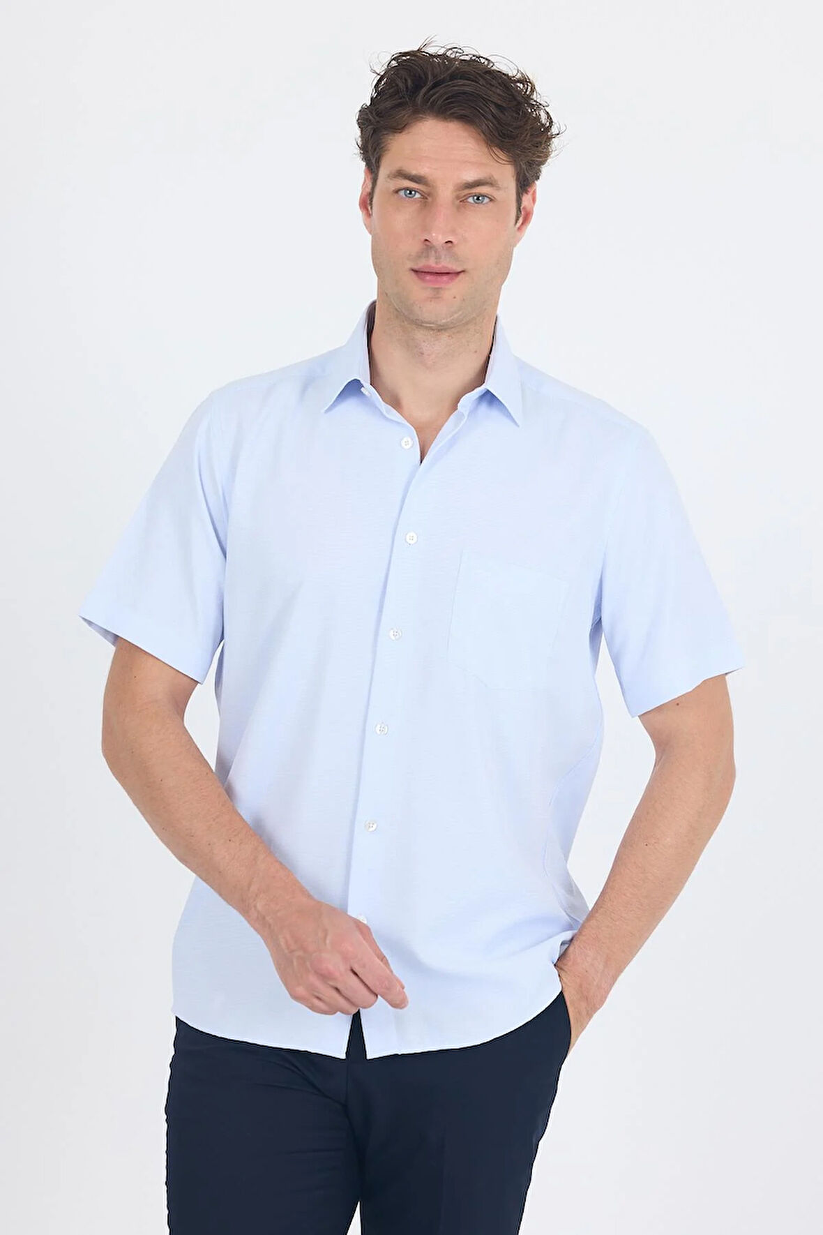 Koyu Mavi Sert  Yaka Kısa Kol Cepli  Comfort Fit Cls Gömlek 1004250263