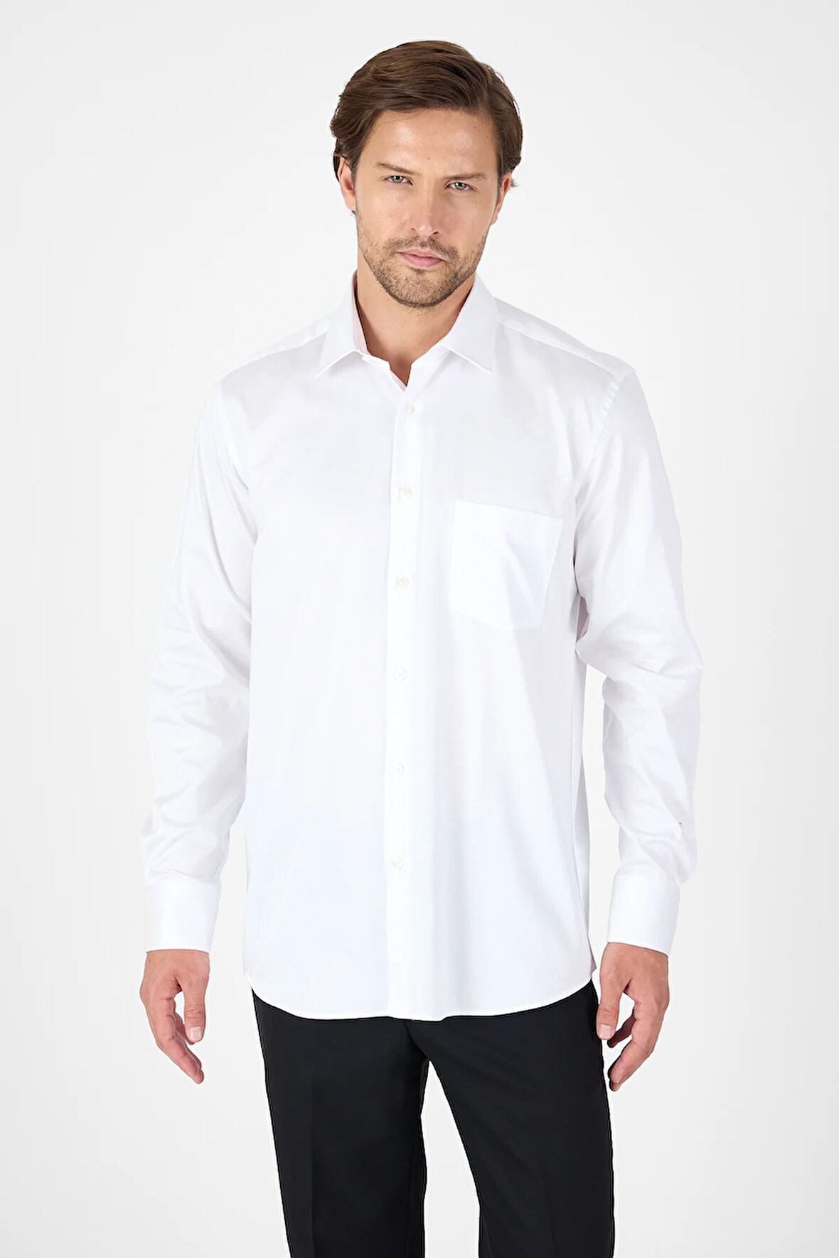 Beyaz Sert Yaka Düz Classic %100 Pamuk Comfort Fit Gömlek 1004250323