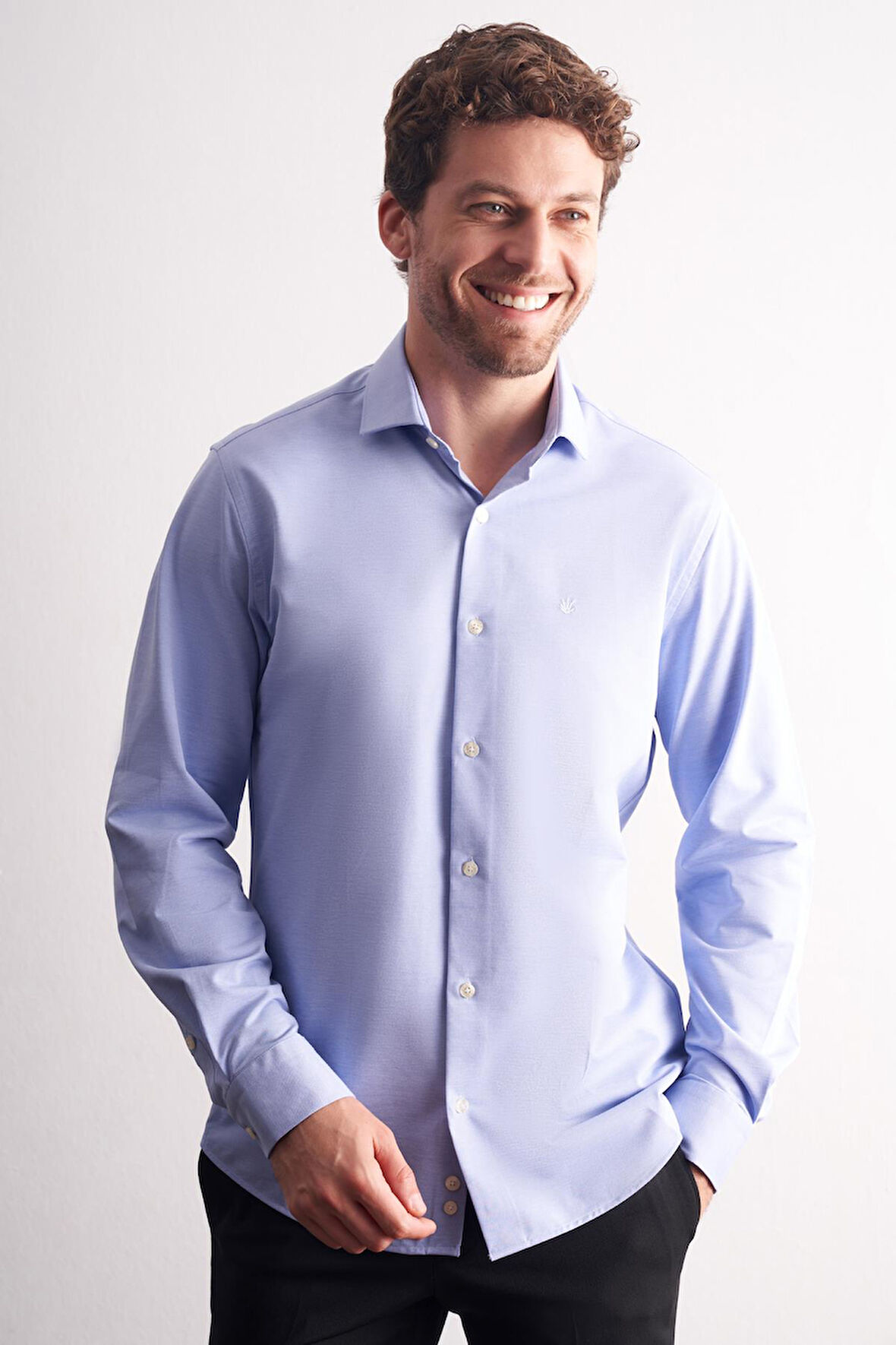 Mavi Yarım İtalyan Yaka Uzun Kol Premium Slim Fit %100 Pamuk Gömlek 1004255194