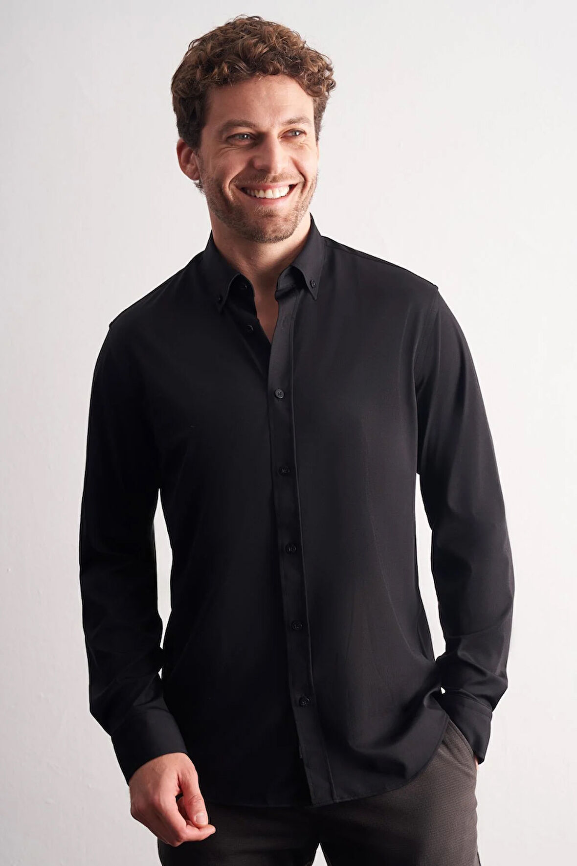 Siyah Düğmeli Yaka Örme Uzun Kol Performans Ürün Slim Fit Esnek Gömlek 1004255270