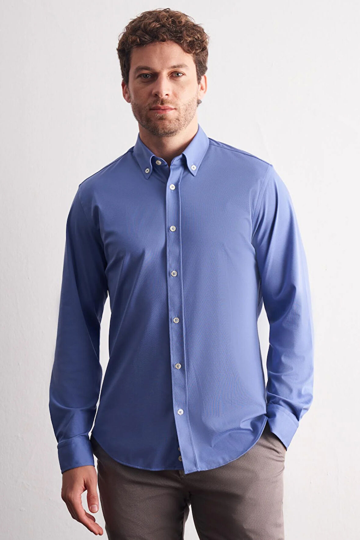 Koyu Mavi Düğmeli Yaka Örme Uzun Kol Performans Ürün Slim Fit Esnek Gömlek 1004255270