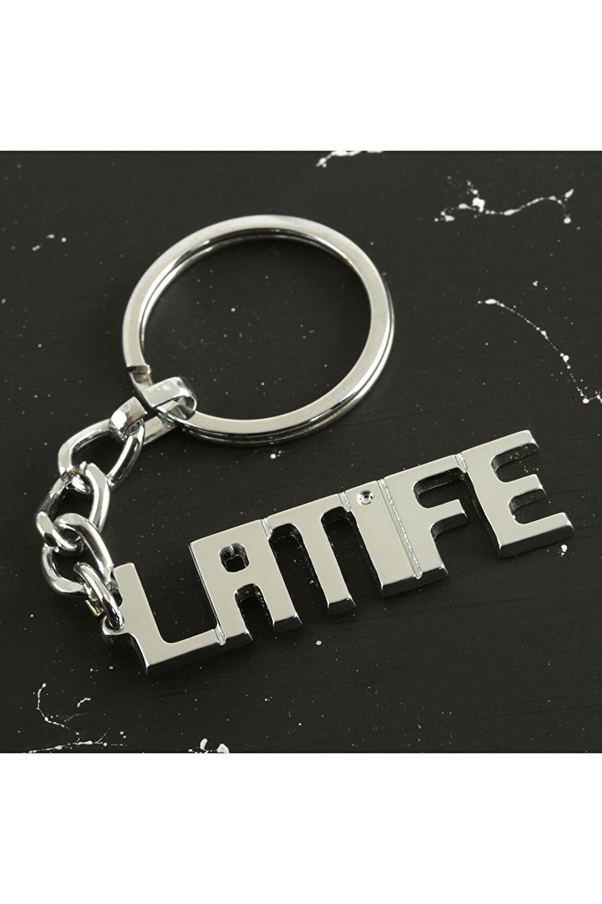 Latife İsimli Anahtarlık