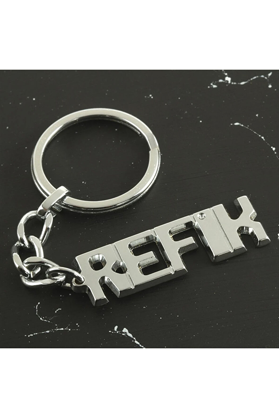 Refik İsimli Anahtarlık