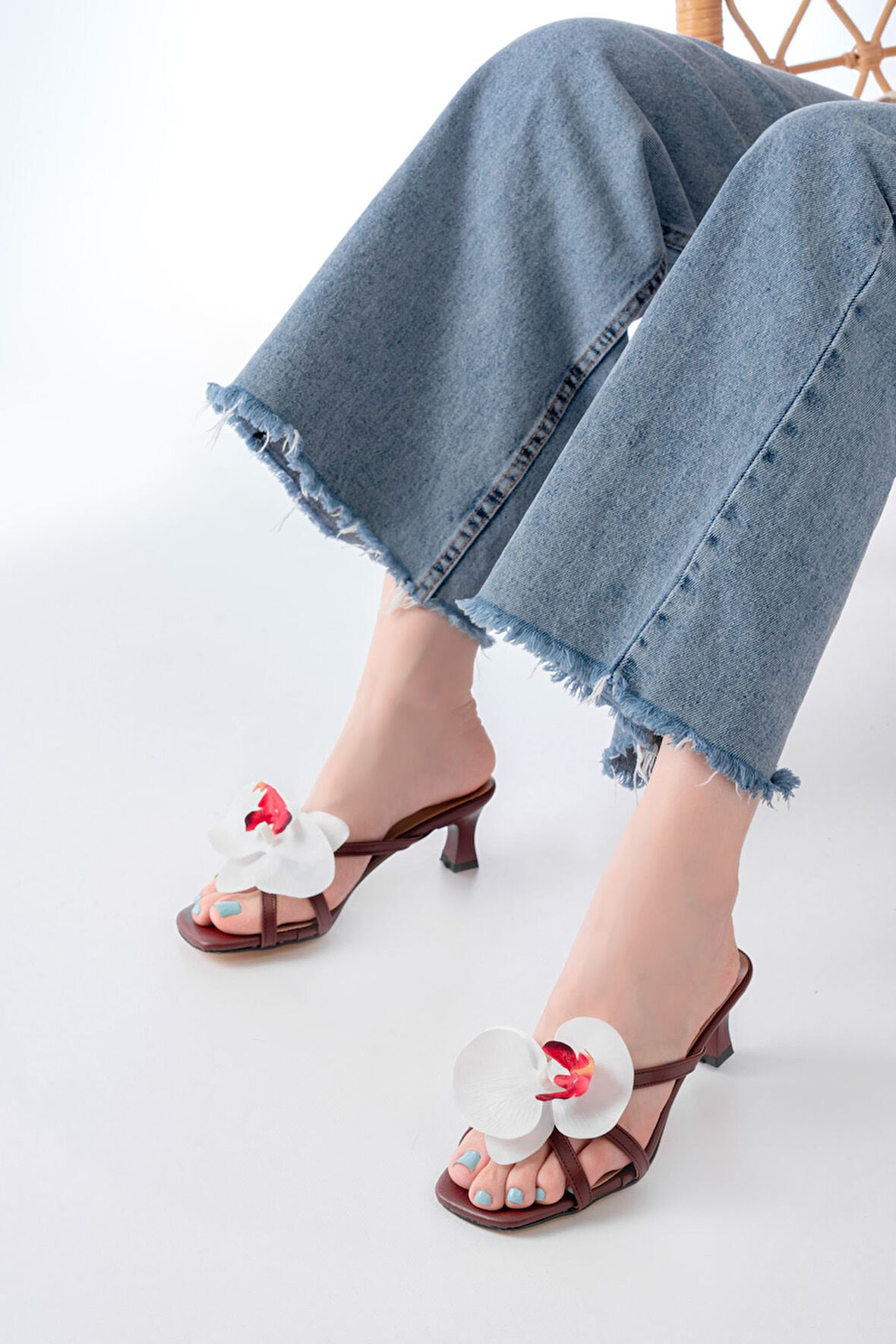 S-622 Bordo Orkide Detaylı İnce Topuklu Kadın Terlik   