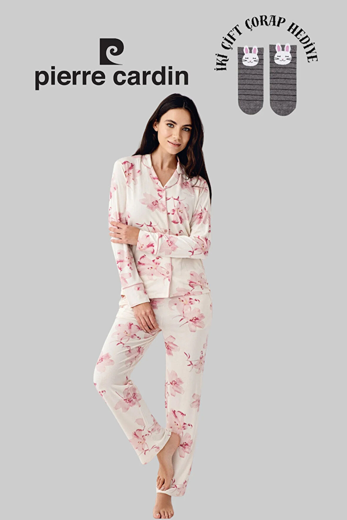Kadın Pembe Lisanslı Yumuşak Doku Uzun Kollu Çiçek Desenli Pijama Takımı 2 Çift Çorap Hediye