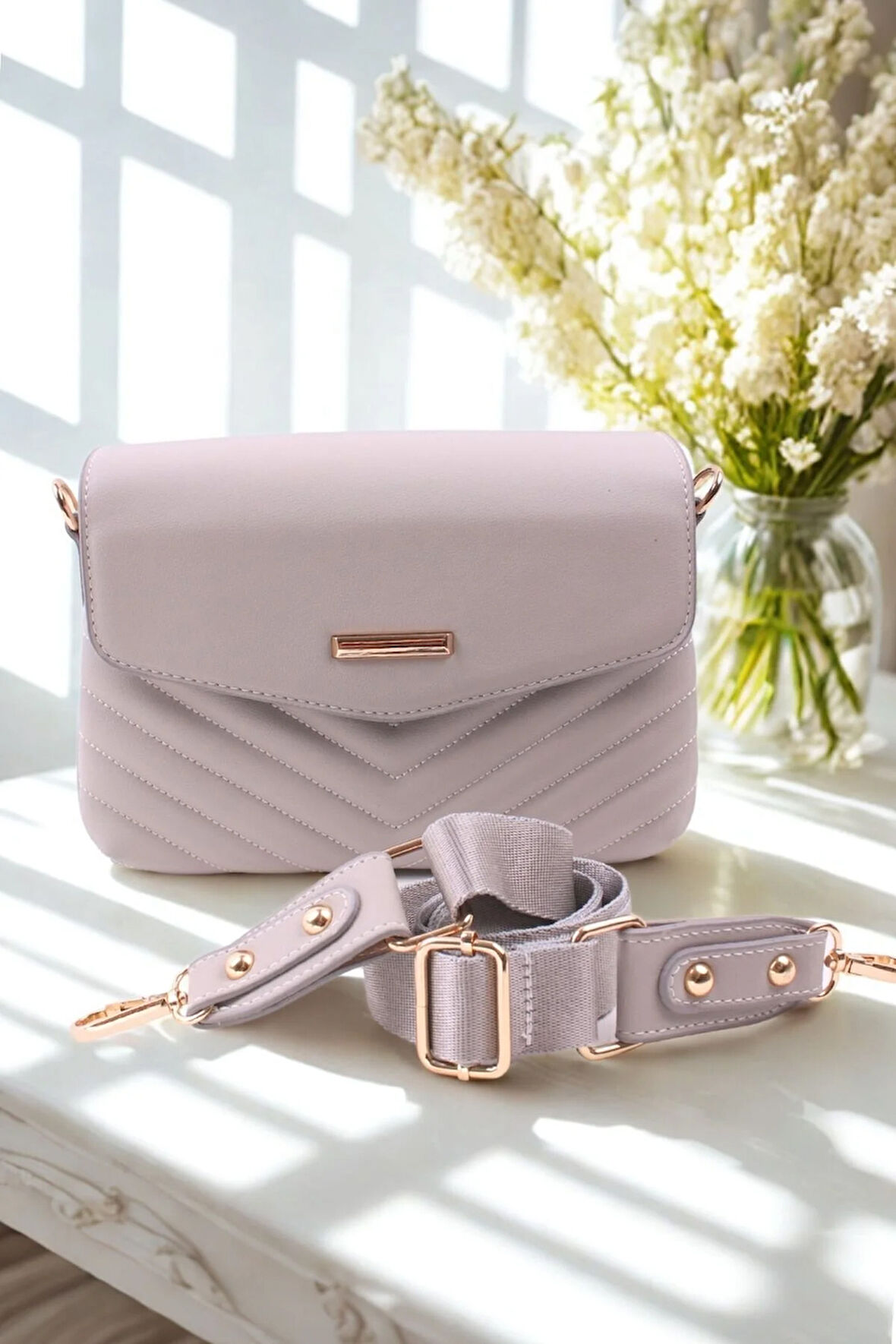 Orijinal Günlük Kullanıma Uygun En Beğenilen Kadın Omuz Çantaları