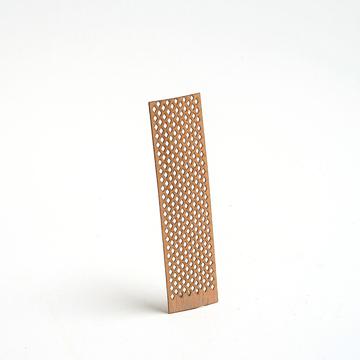 Delikli Model ( Baklava ) Ahşap Mum Fitili ve Yapışkanlı Fitil Sehpası 30 Adet ( 25mm x 100mm x 0,5mm )