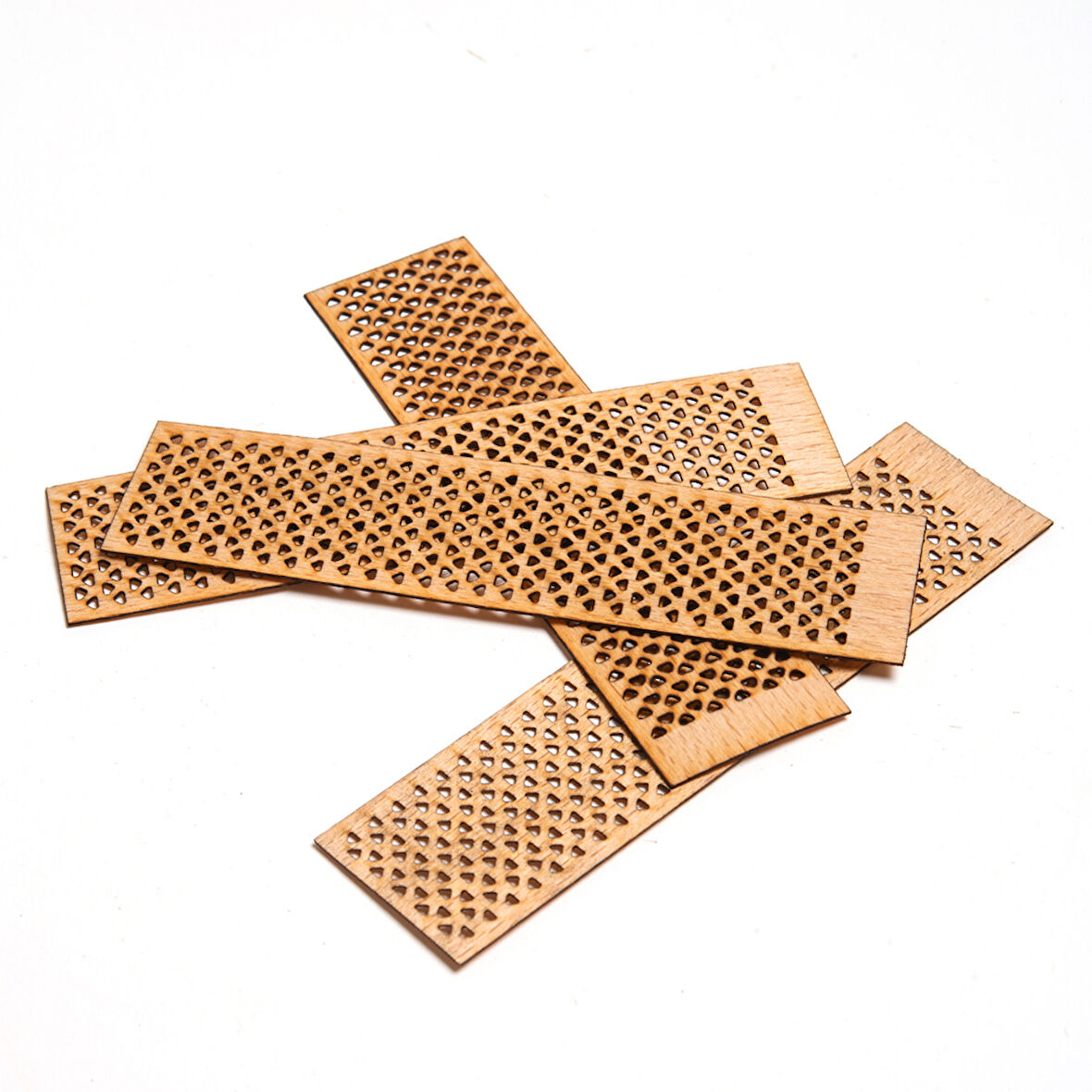 Delikli Model ( Üçgen ) Ahşap Mum Fitili ve Yapışkanlı Fitil Sehpası 100 Adet ( 25mm x 100mm x 0,5mm )