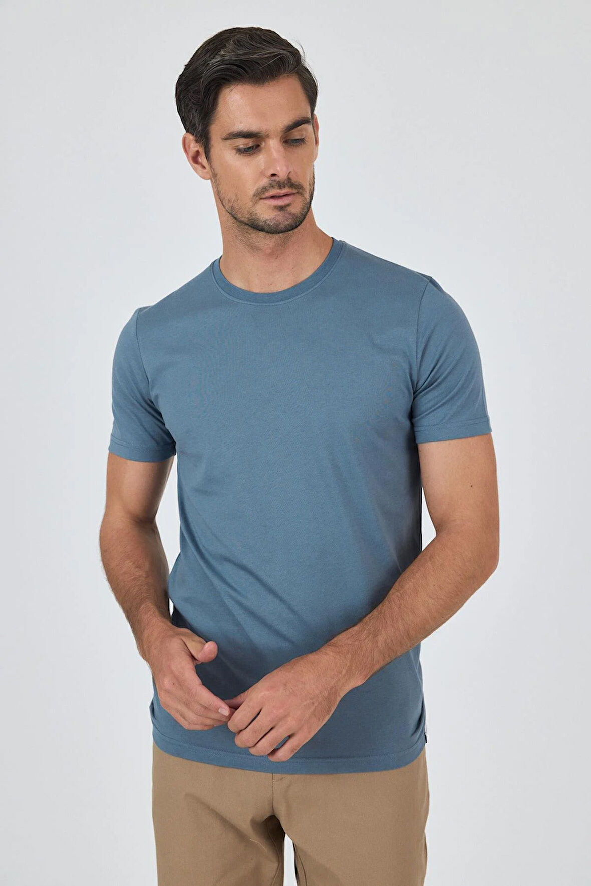 Mavi Kısa Kol Bisiklet Yaka Cepsiz Pamuk Casual Slim Fit Tişört 1011250158