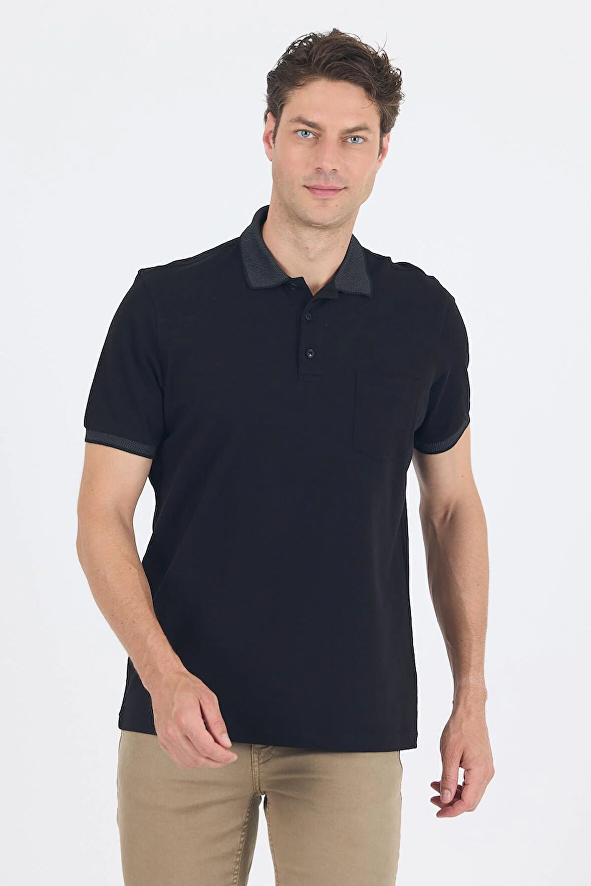 Siyah Polo Yaka Kısa Kol Cepli Comfort Fit :%100 Pamuk Tişört 1011250181