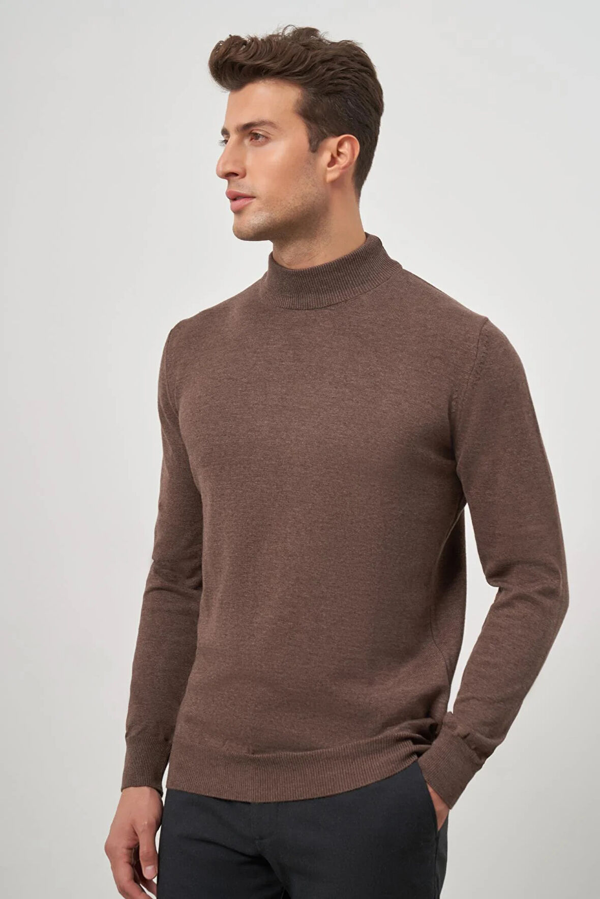 Sütlü Kahverengi Uzun Kol Düz Örme Yarım Balıkçı Yaka Classic Comfort Fit Triko 1012245001