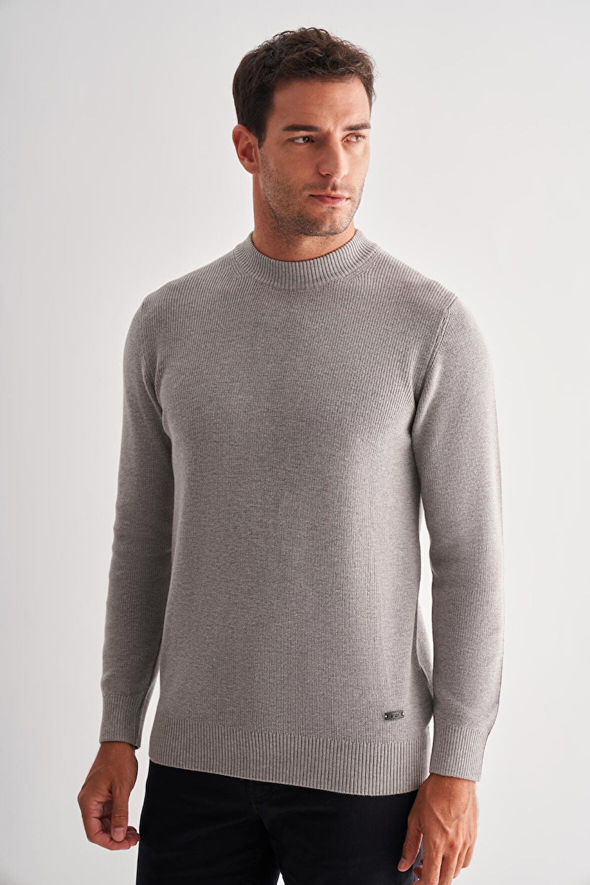 Gri Yarım Balıkçı Yaka Uzun Kol Cepsiz Comfort Fit Casual Pamuklu Triko Kazak 1012255203