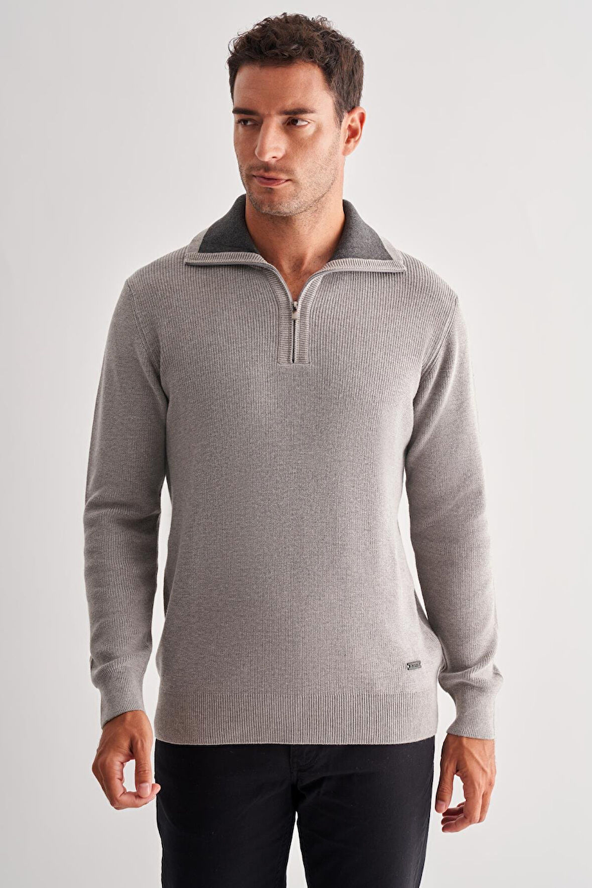 Gri Fermuarlı Yarım Balıkçı Uzun Kol Cepsiz Comfort Fit Casual Pamuklu Triko Kazak 1012255204