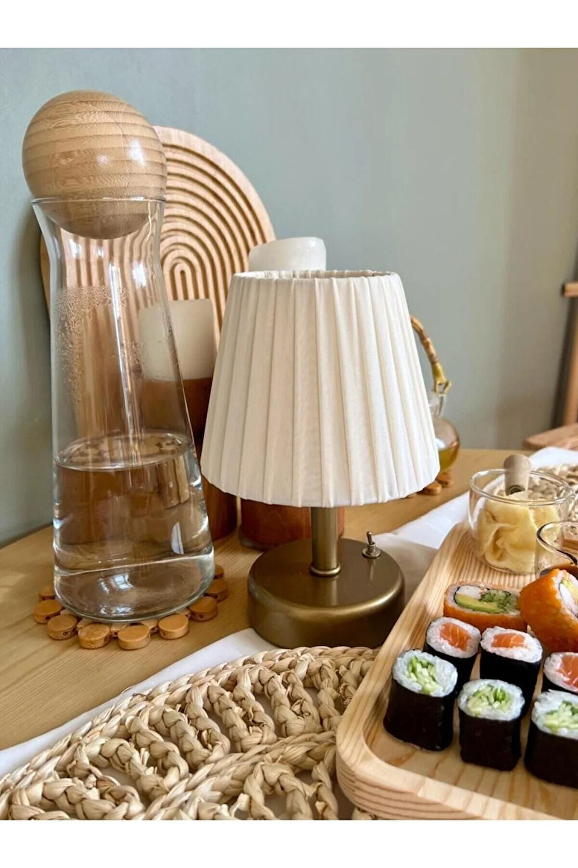 Osmanlı İpeği Pileli Kablosuz Masa Lambası -Alt Eskitme Gold Led Işık ( 9v Pil 75-90 Saat)