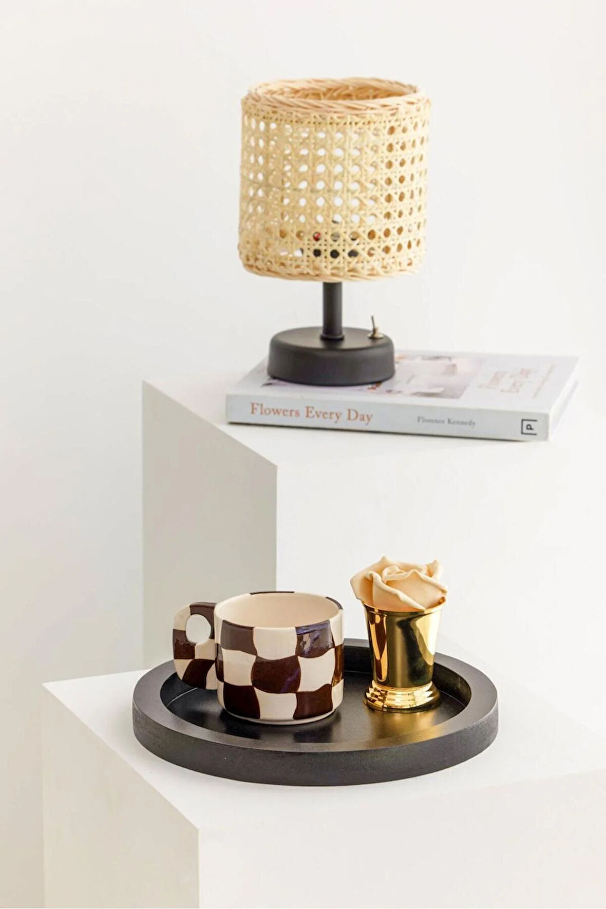 Ahşap Yuvarlak Siyah Düzenleyici Tepsi (Tüm Boy 24cm)