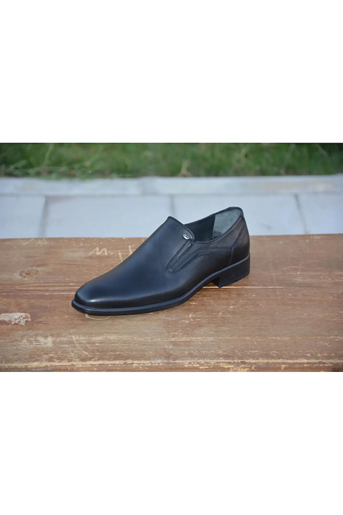 Erkek Mevsimlik Kundura Hakiki Iç Dış Deri Kauçuk Taban Bağcıksız Tam Kalıp