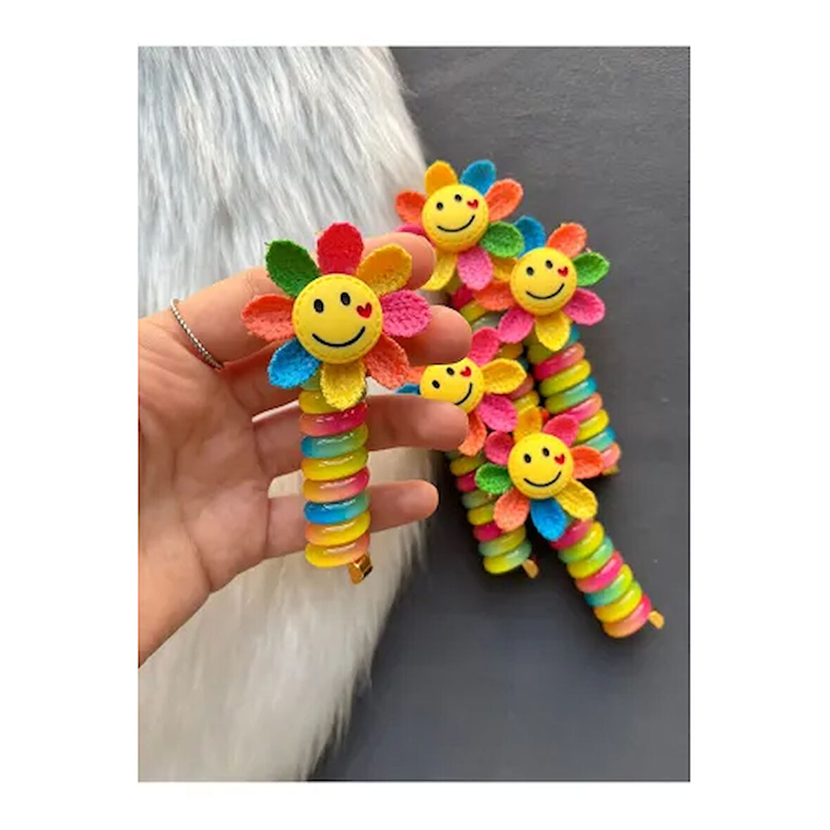 Kapamarka Gülen Güneş Spiral Toka