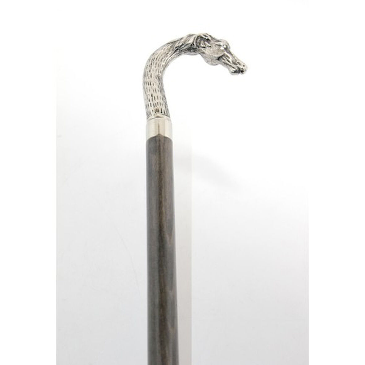 Krom At Büstü Baston 