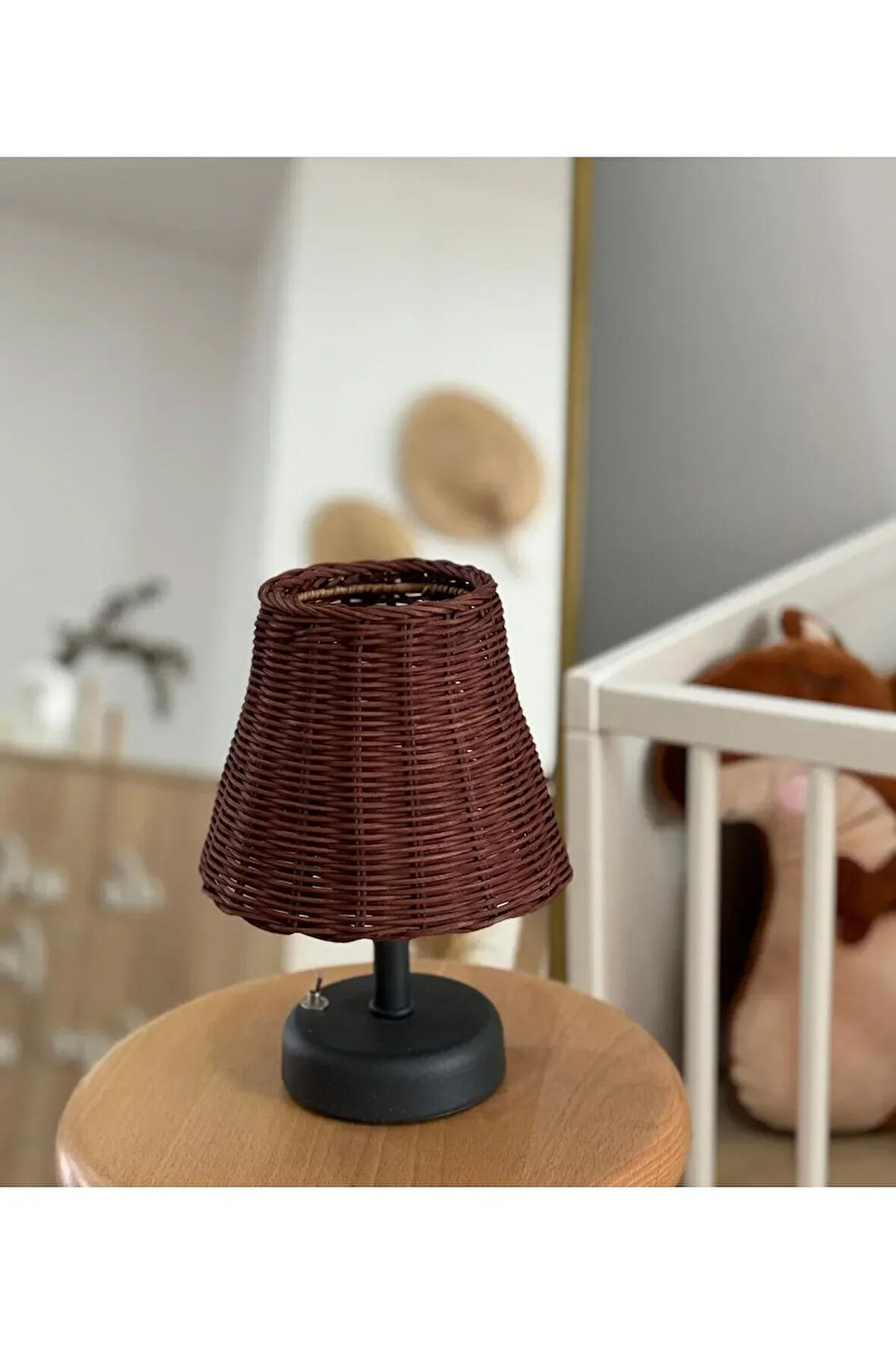 Kahverengi  Rattan & Bambu Masa Üstü Kablosuz Pilli Abajur Masa Lambası Alt Ayak Antrasit