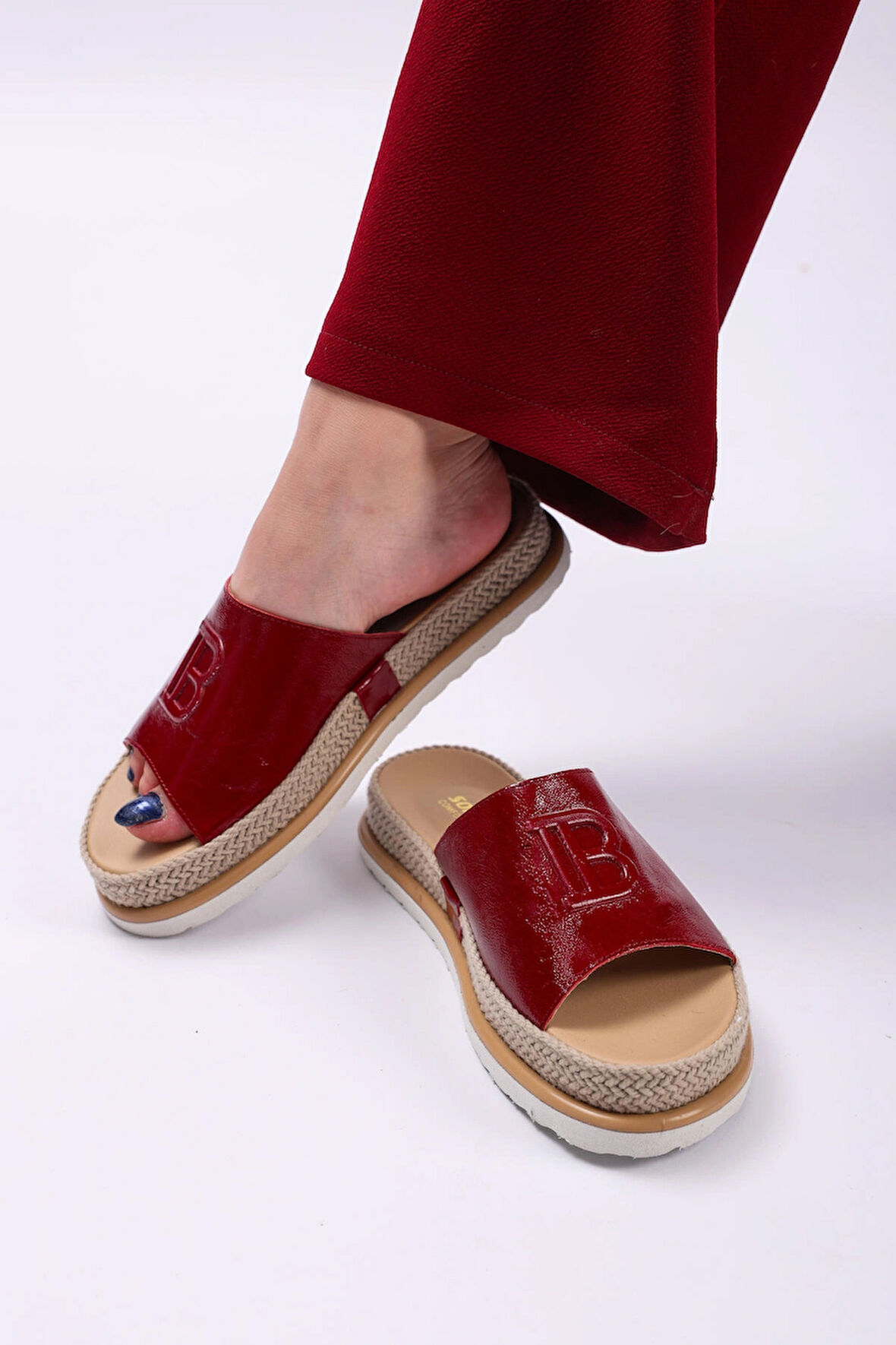 Kadın Hakiki Deri Bordo Rugan Renk Eva Taban Ortopedik Günlük Terlik